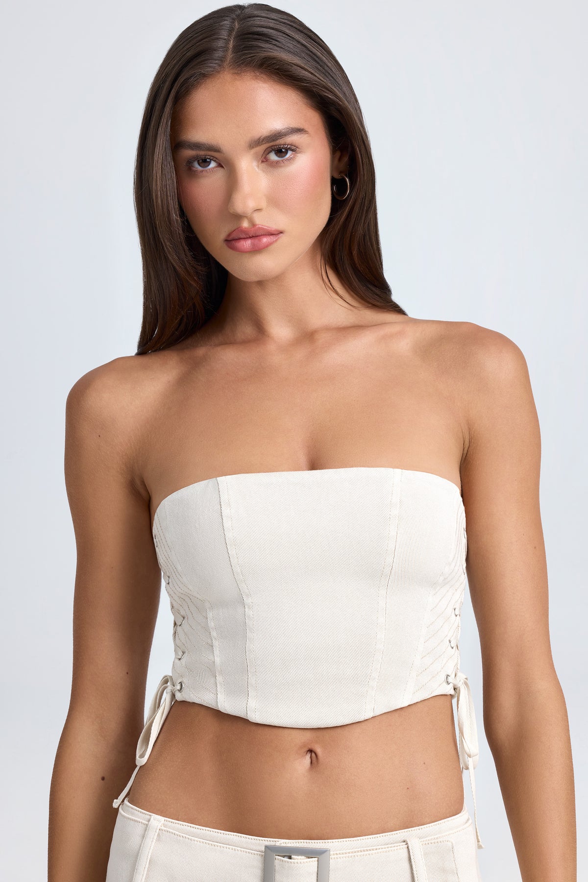 ⁣⁢Bandeau-Schnürkorsett-Crop-Top in Ecru⁤⁣
