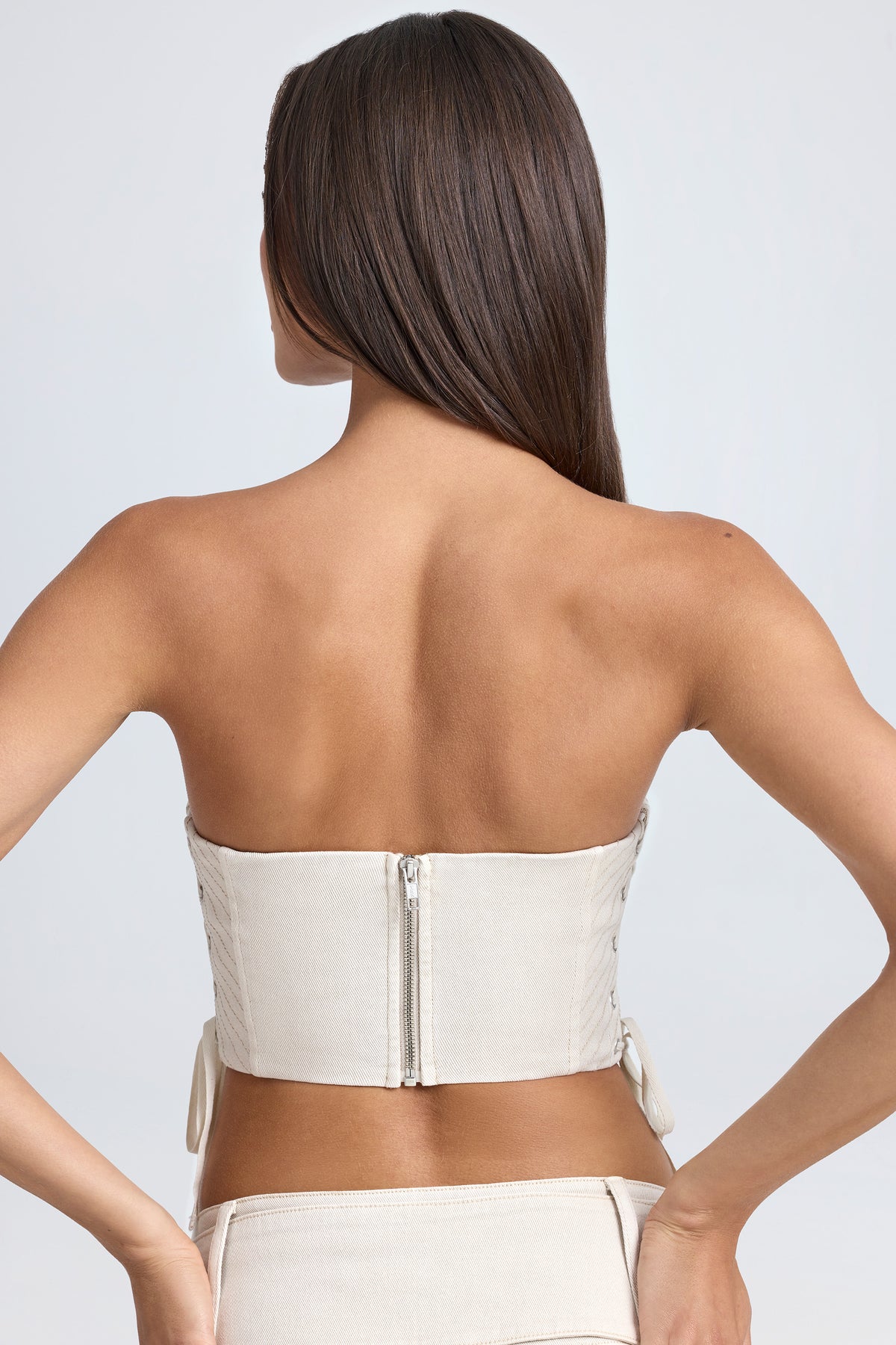 ⁣⁢Bandeau-Schnürkorsett-Crop-Top in Ecru⁤⁣
