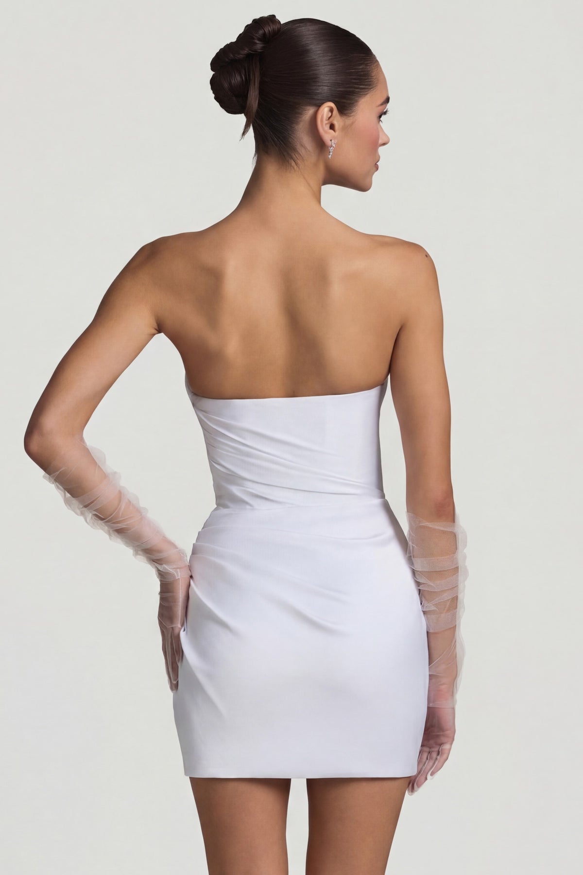 ⁣⁢Gerafftes Korsett-Minikleid in Weiß⁤⁣
