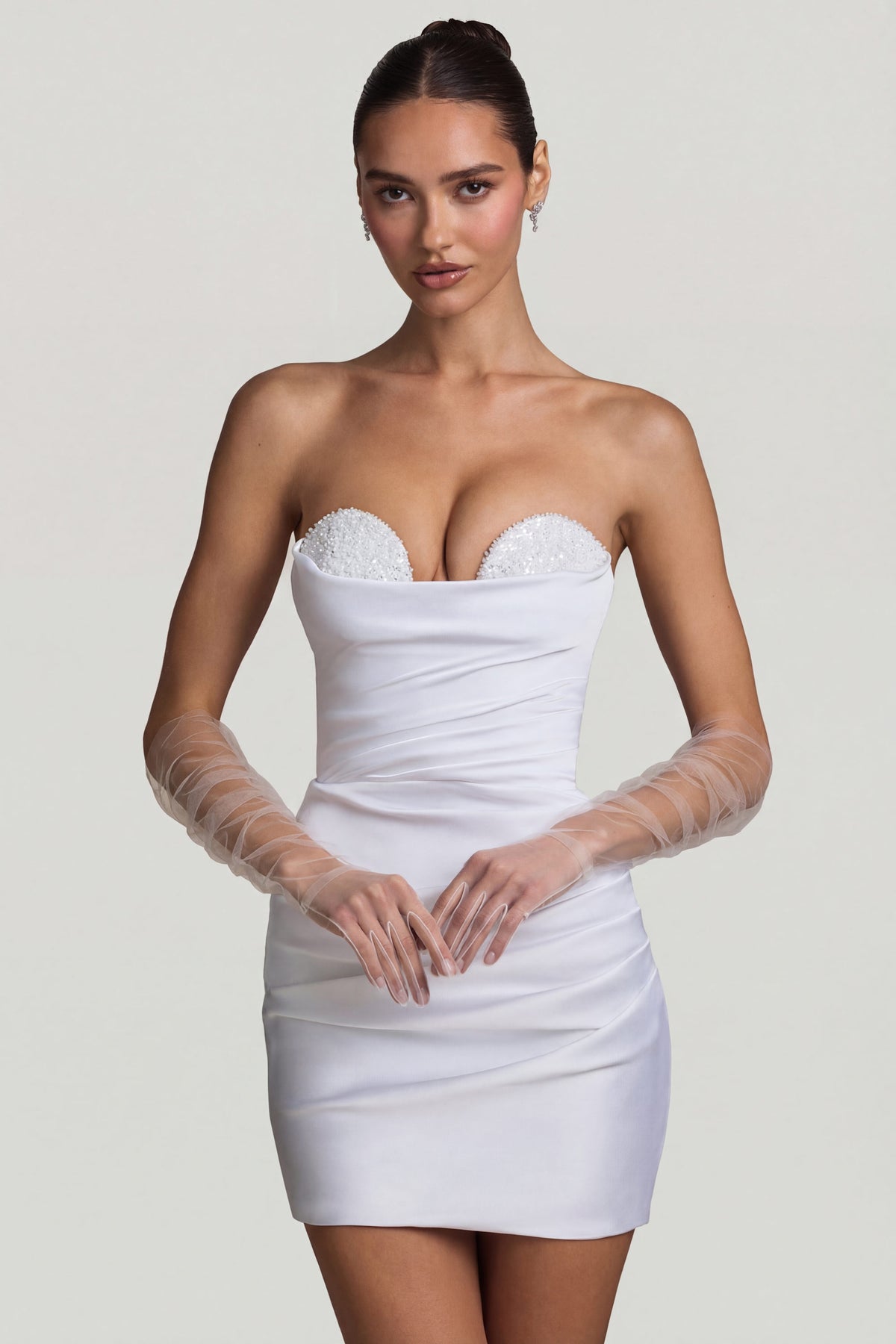 ⁣⁢Gerafftes Korsett-Minikleid in Weiß⁤⁣