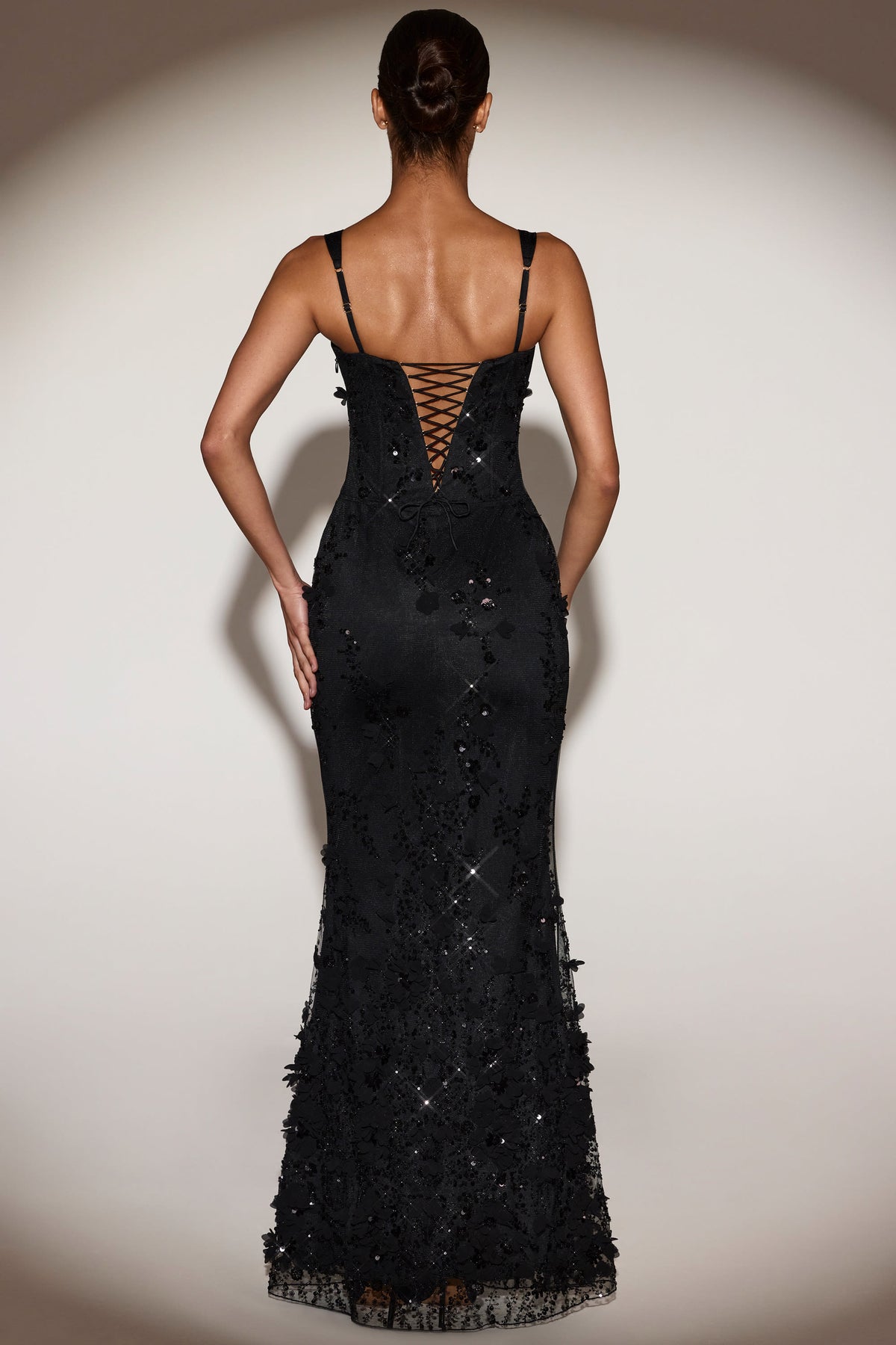 ⁣⁢Corsage-Abendkleid mit aufgesetzter Applikation und weitem U-Boot-Ausschnitt in Schwarz⁤⁣ - 2