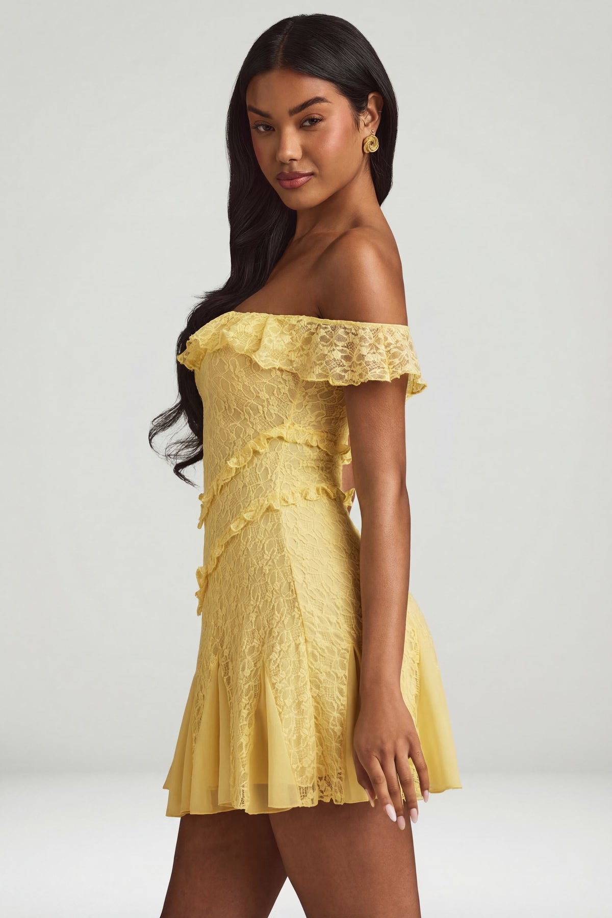 ⁣⁢Off-Shoulder-Spitzen-A-Linien-Minikleid in Pastellgelb⁤⁣
