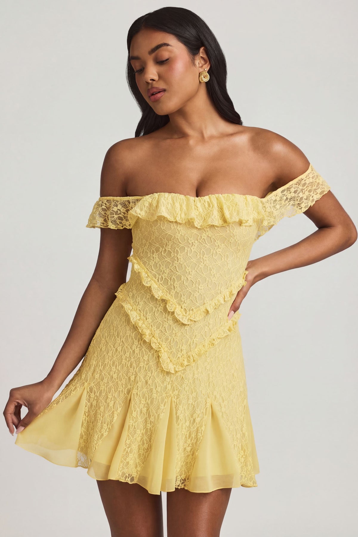 ⁣⁢Off-Shoulder-Spitzen-A-Linien-Minikleid in Pastellgelb⁤⁣