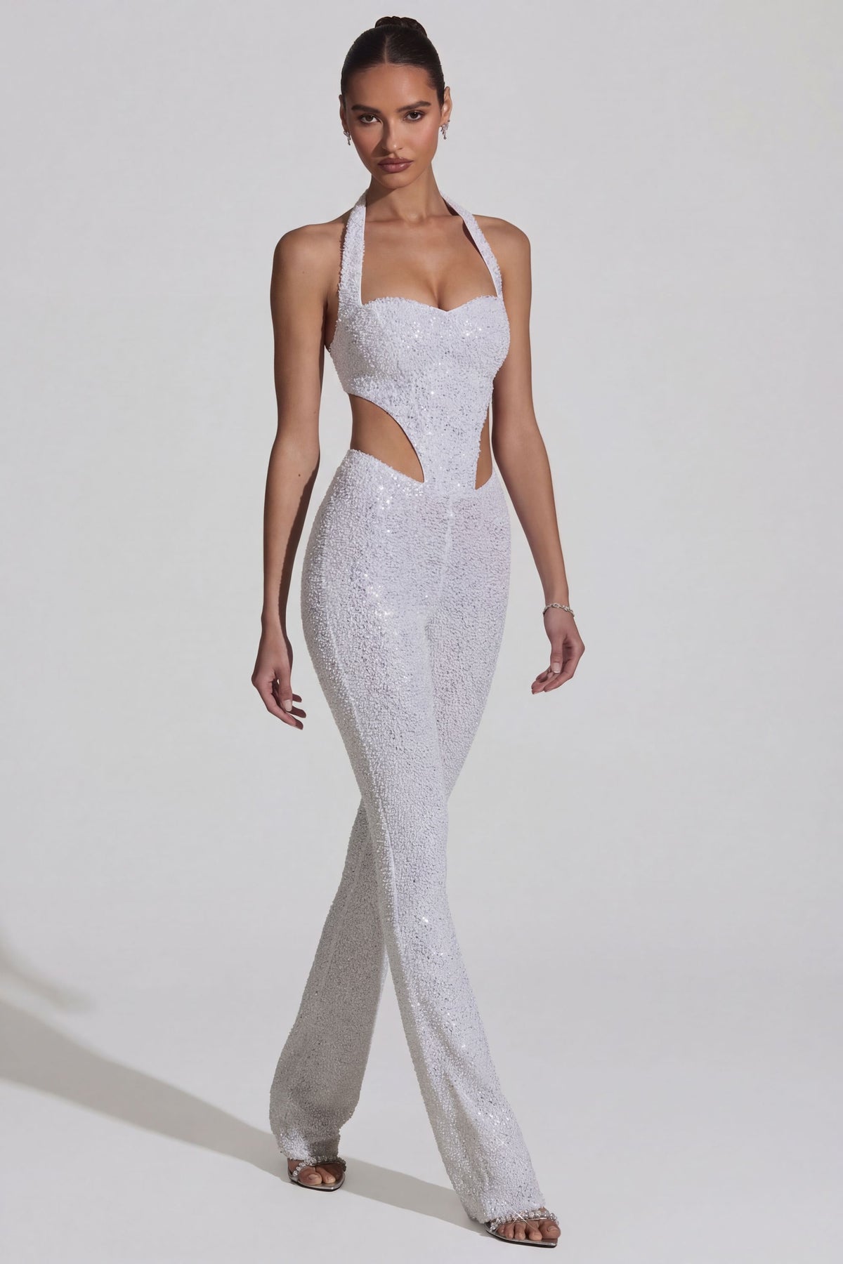 ⁣⁢Verzierter Cut-Out Jumpsuit in Weiß⁤⁣