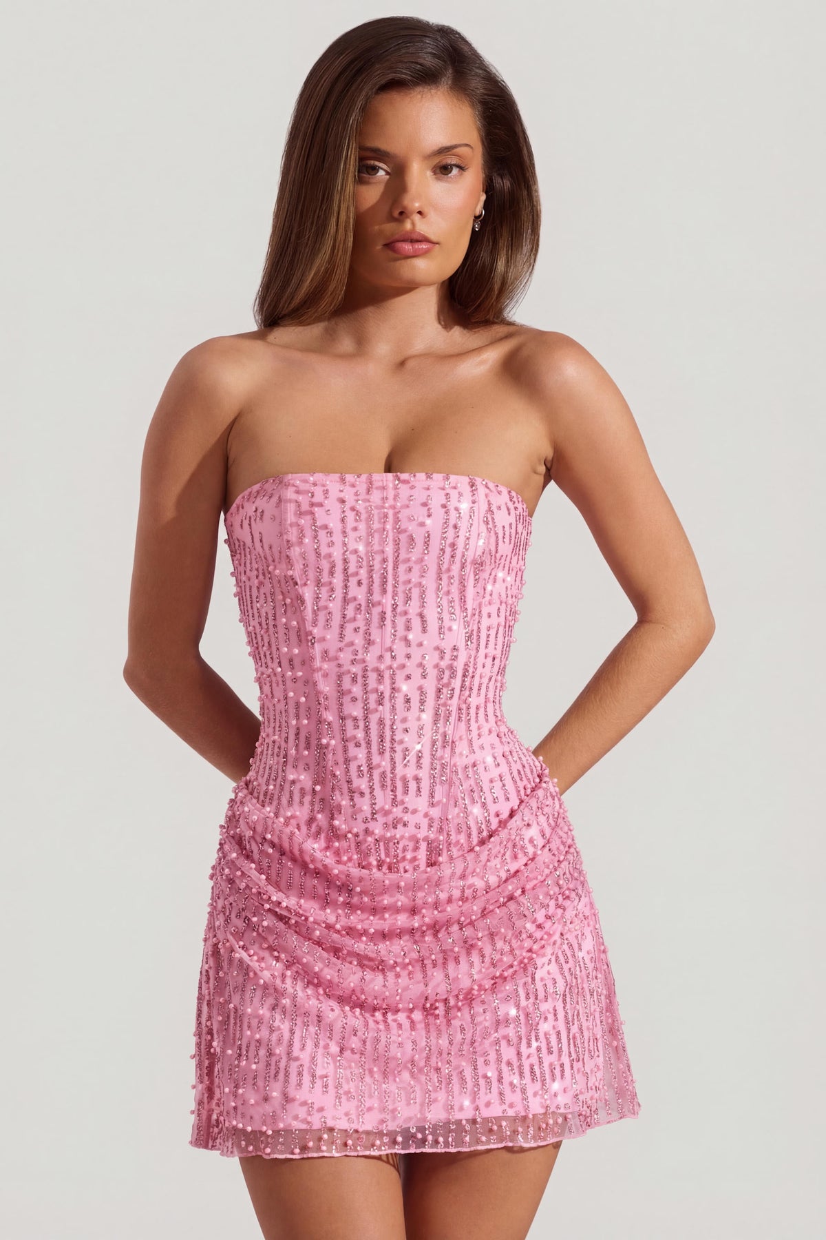 ⁣⁢Verziertes trägerloses A-Linien-Minikleid mit Drapierung in Pink⁤⁣ - 1