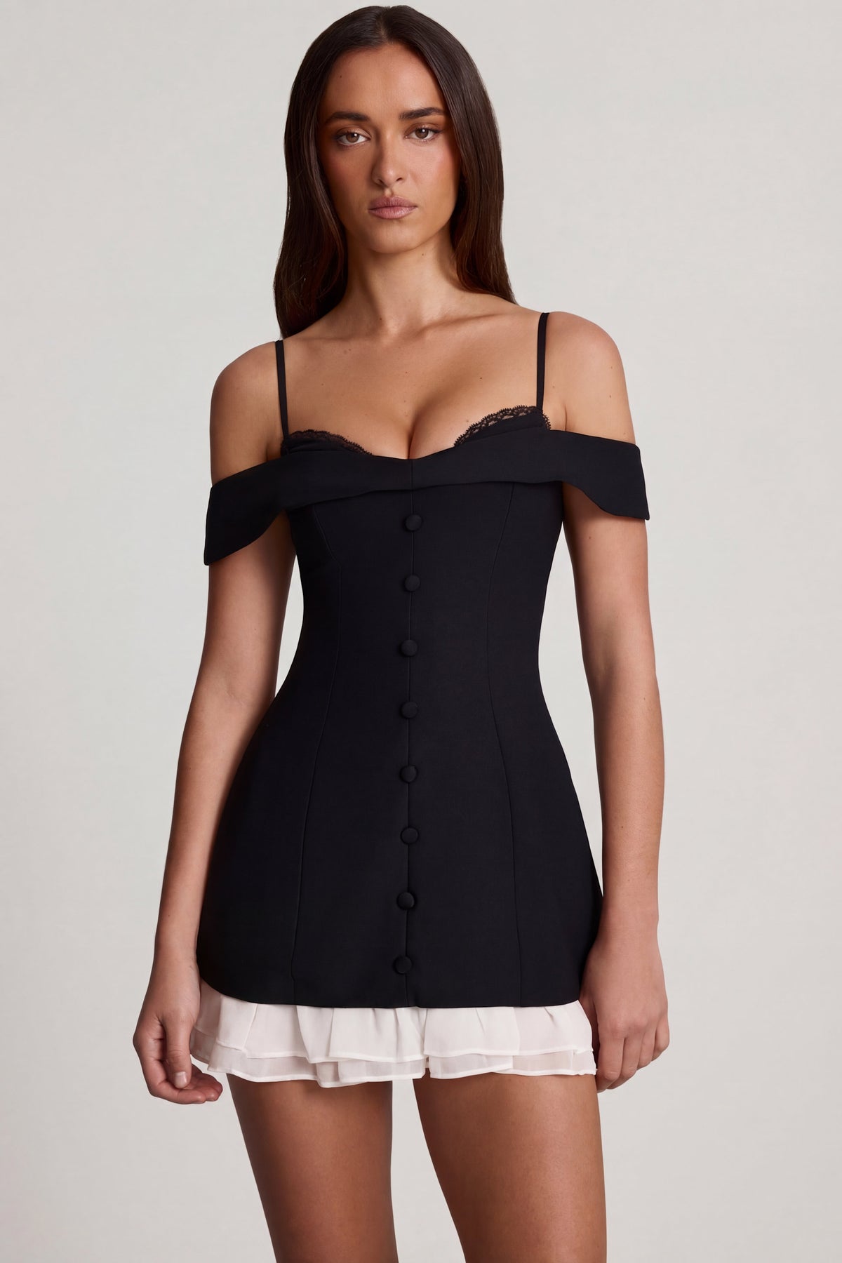 ⁣⁢Off-Shoulder-A-Linien-Minikleid mit Rüschen in Schwarz⁤⁣