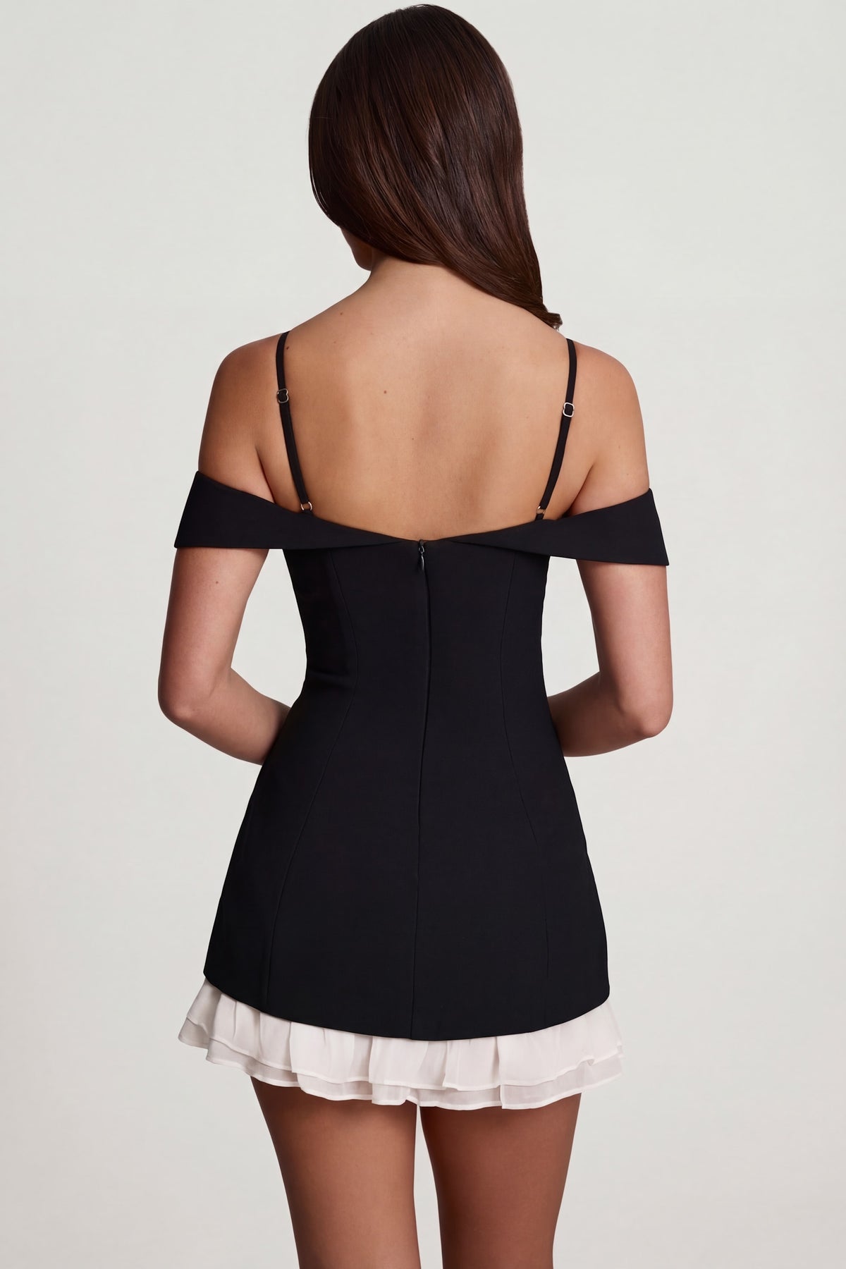 ⁣⁢Off-Shoulder-A-Linien-Minikleid mit Rüschen in Schwarz⁤⁣
