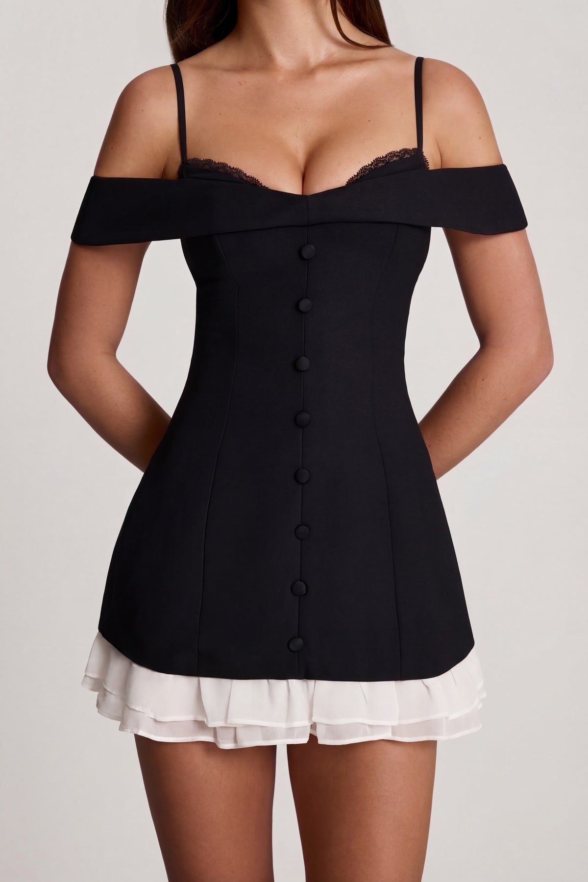 ⁣⁢Off-Shoulder-A-Linien-Minikleid mit Rüschen in Schwarz⁤⁣