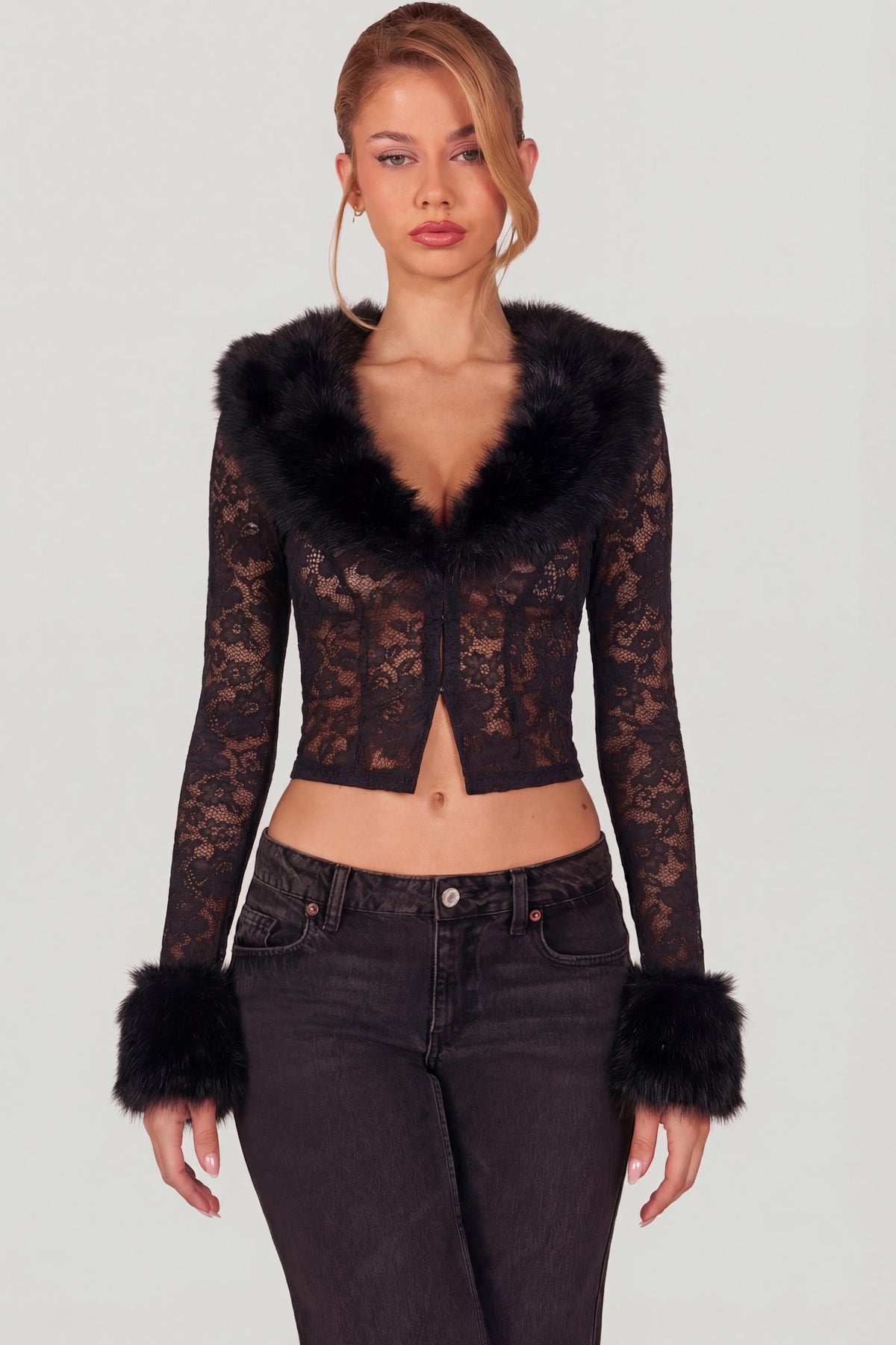 ⁣⁢Transparenter Cardigan mit Kunstfellbesatz in Schwarz⁤⁣ - 1