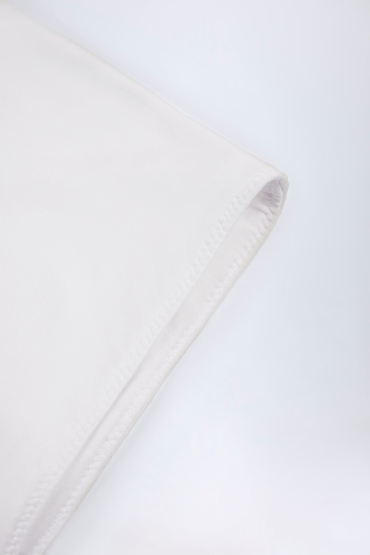 ⁣⁢Slinky Jersey Low-Rise Hotpants in Weiß⁤⁣