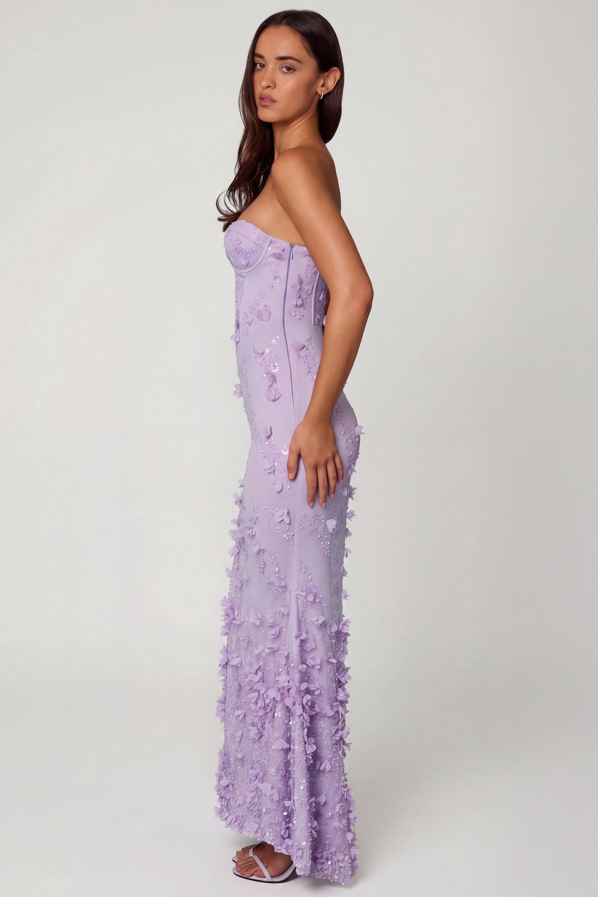 ⁣⁢Korsett-Maxikleid mit Schnürung in Flieder⁤⁣