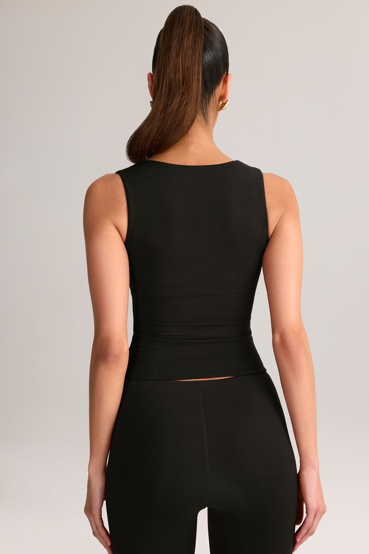 ⁣⁢Modal-Top mit eckigem Ausschnitt in Schwarz⁤⁣