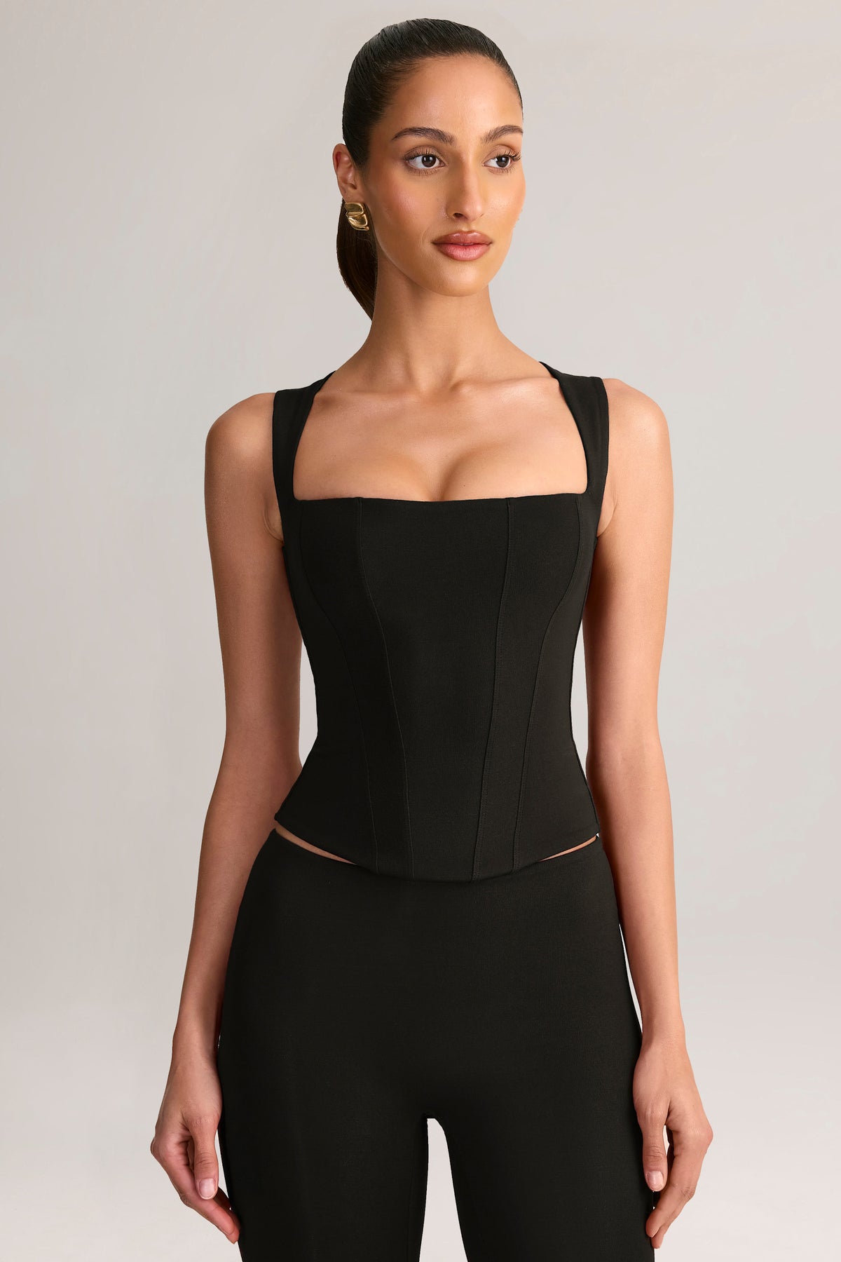 ⁣⁢Modal-Top mit eckigem Ausschnitt in Schwarz⁤⁣