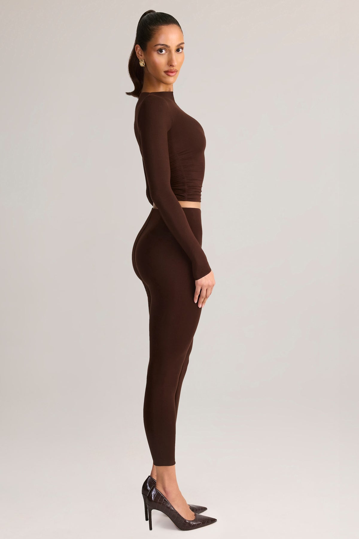 ⁣⁢Modal Mid-Rise Cropped Leggings in Schokoladenbraun⁤⁣
