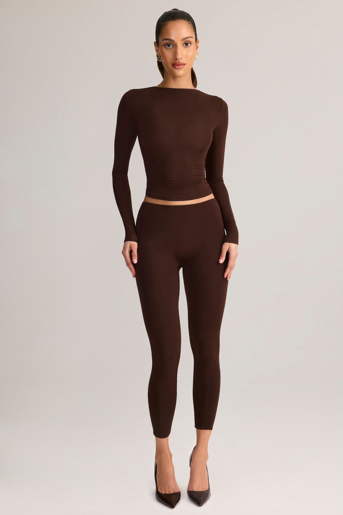 ⁣⁢Modal Mid-Rise Cropped Leggings in Schokoladenbraun⁤⁣