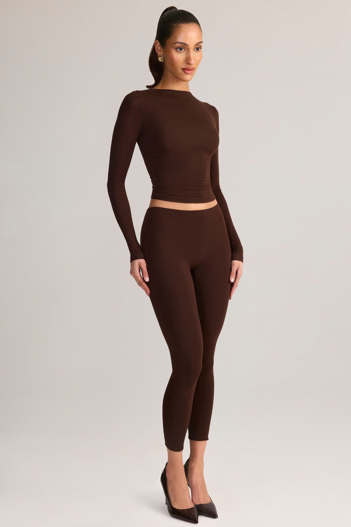 ⁣⁢Modal Mid-Rise Cropped Leggings in Schokoladenbraun⁤⁣