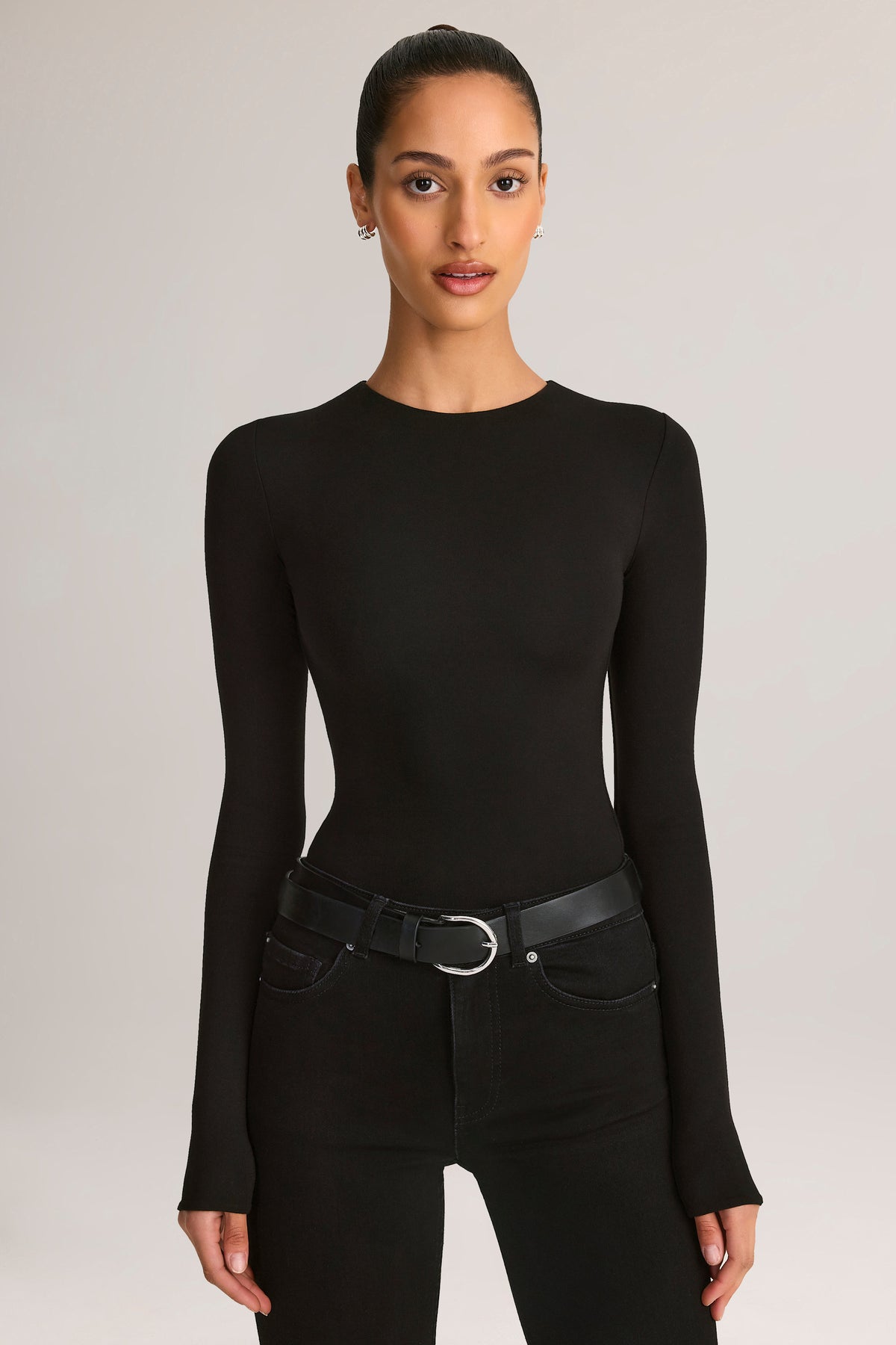 ⁣⁢Modal-Rundhals-Langarm-Bodysuit in Schwarz⁤⁣