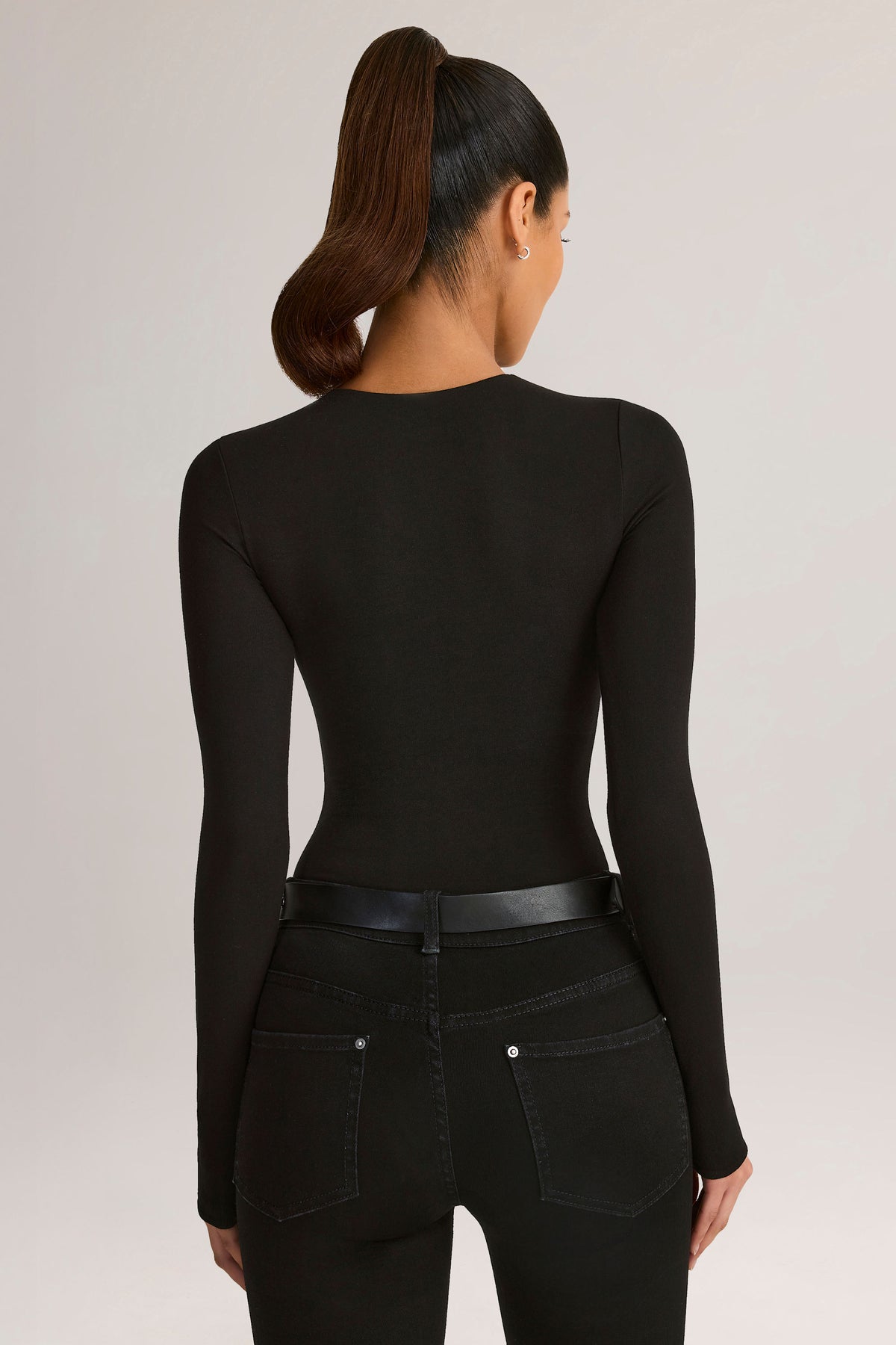 ⁣⁢Modal-Rundhals-Langarm-Bodysuit in Schwarz⁤⁣