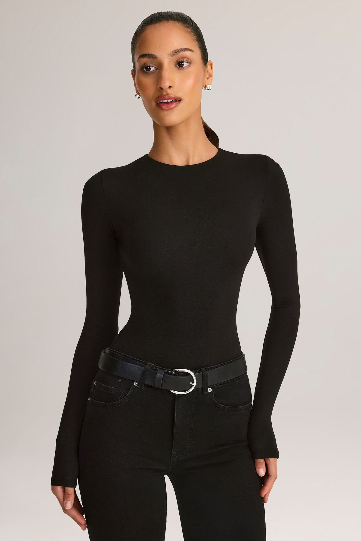 ⁣⁢Modal-Rundhals-Langarm-Bodysuit in Schwarz⁤⁣