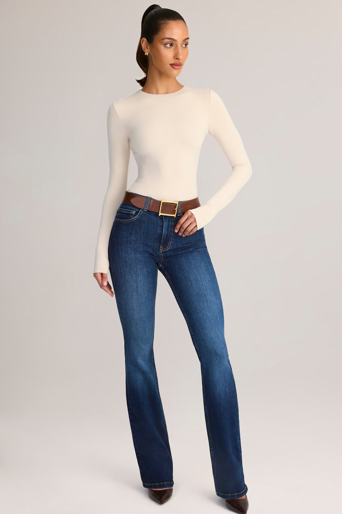 ⁣⁢Modal Rundhals-Langarm-Bodysuit in Creme⁤⁣