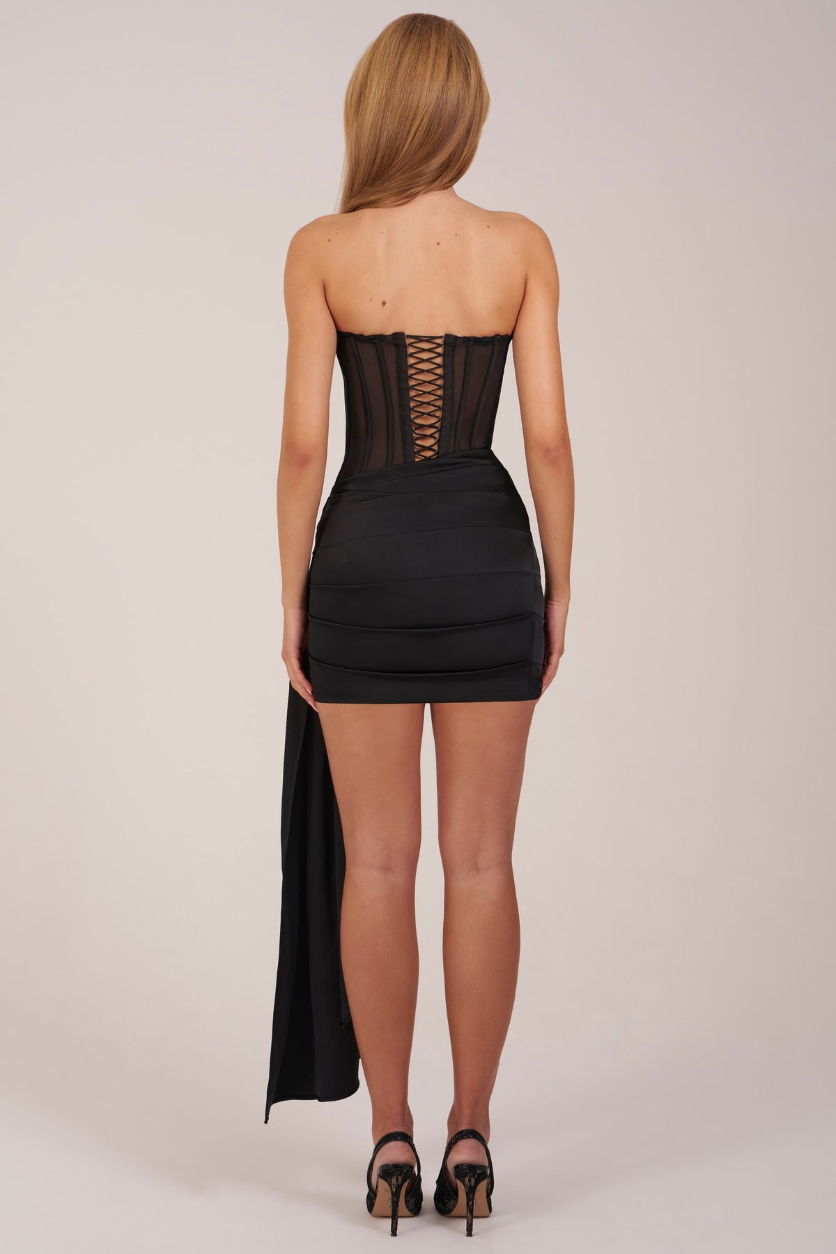 ⁣⁢Bandeau Lace-Up Corset Mini Dress in Black⁤⁣