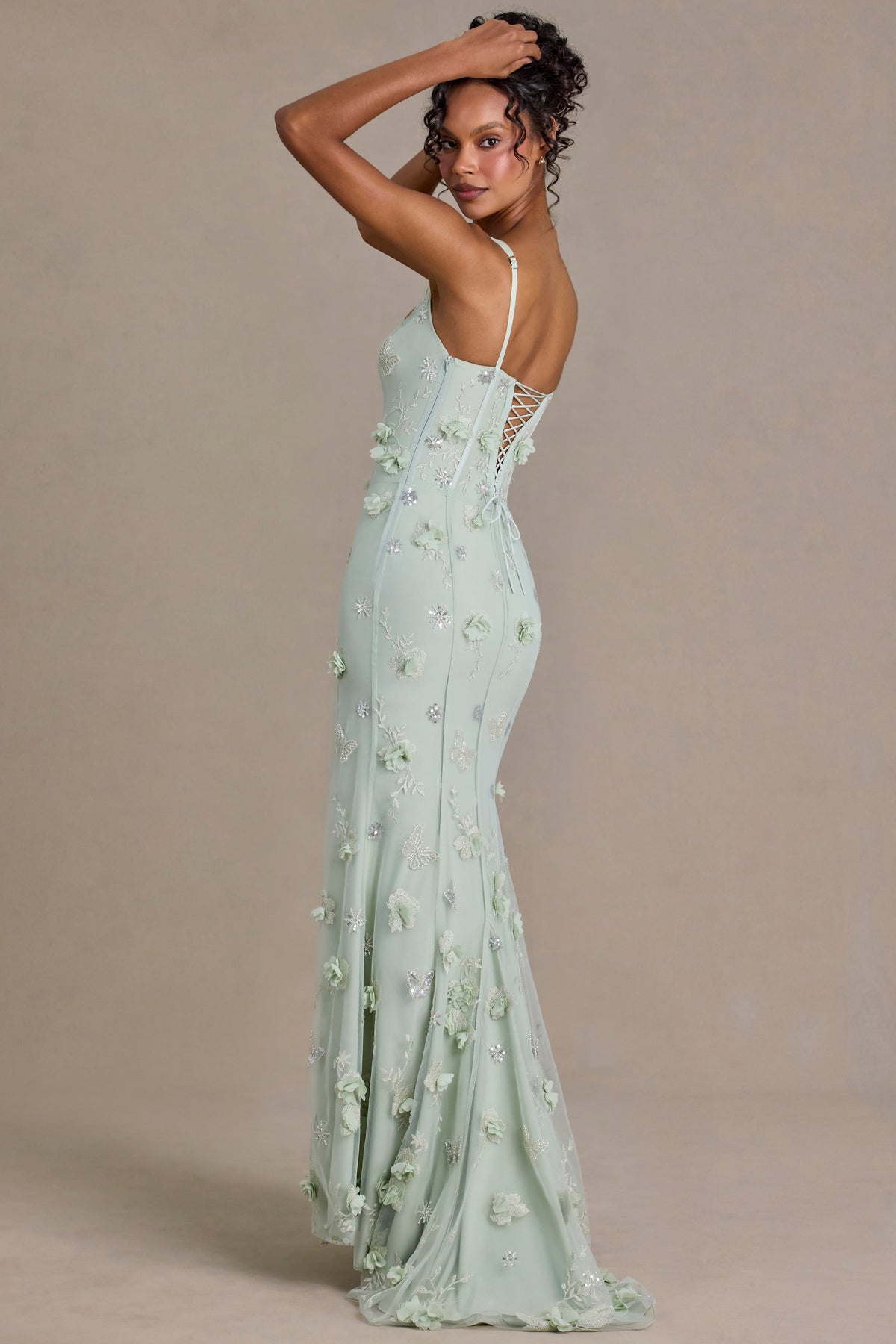 ⁣⁢Verziertes Korsett-Abendkleid in Salbeigrün⁤⁣