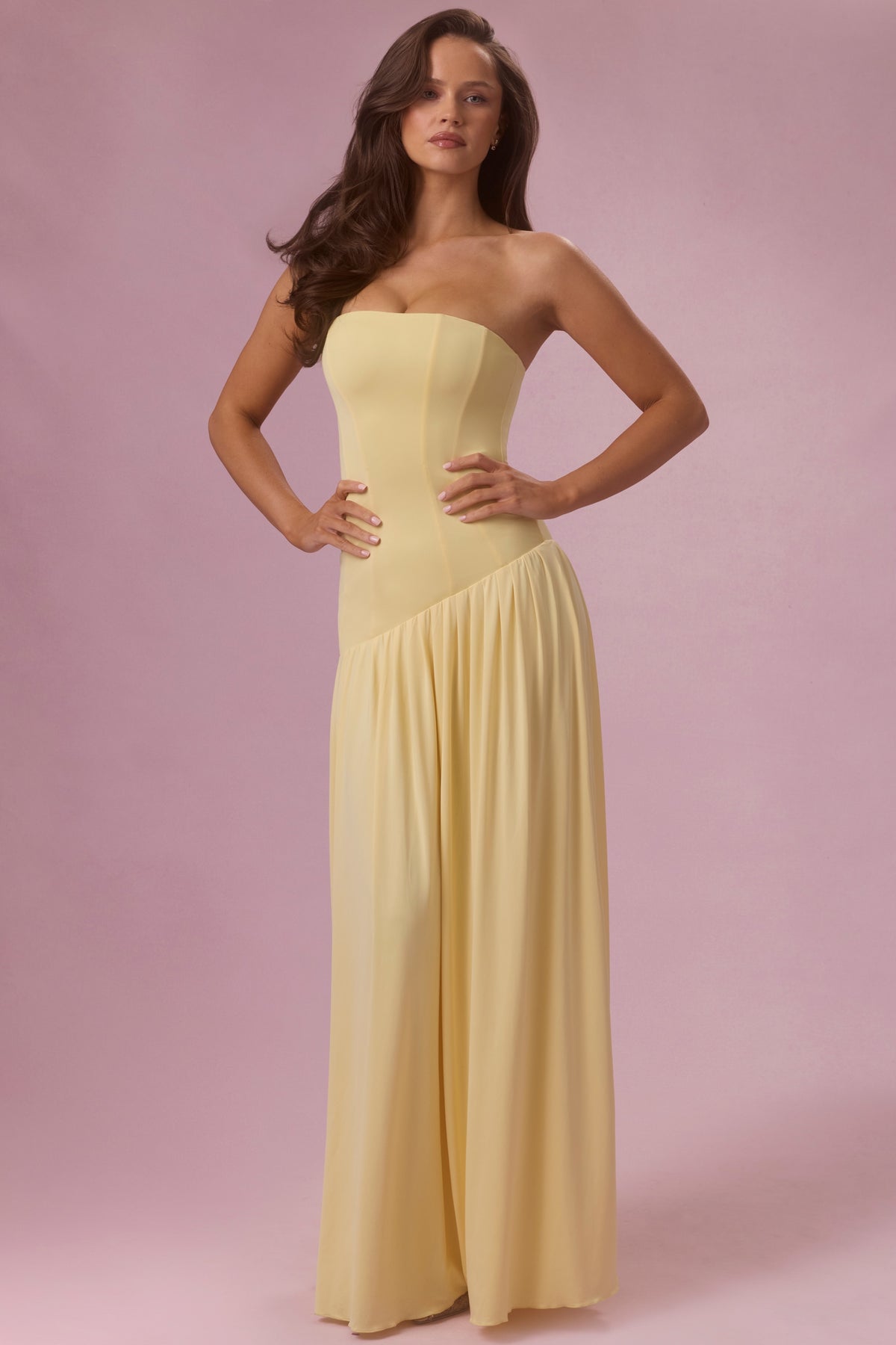 ⁣⁢Trägerloses Jersey-Abendkleid in Buttergelb⁤⁣
