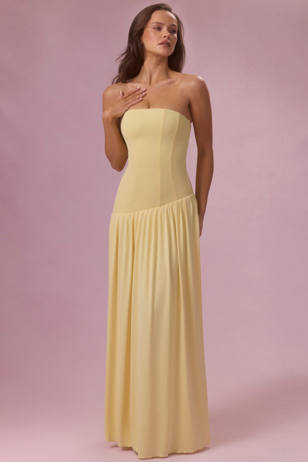 ⁣⁢Trägerloses Jersey-Abendkleid in Buttergelb⁤⁣