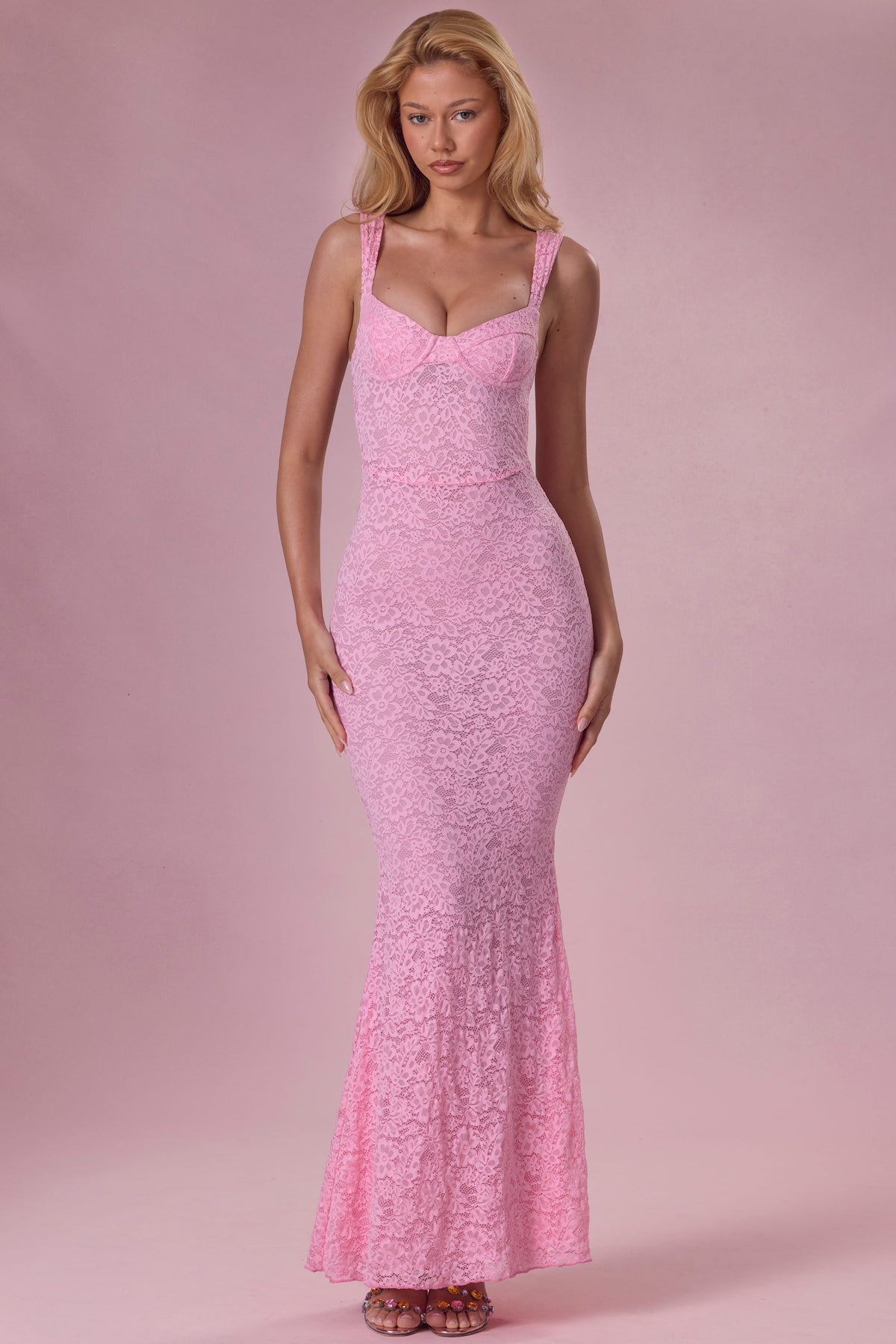 ⁣⁢Spitzen-Abendkleid mit Herzausschnitt in zartem Rosa⁤⁣ - 1