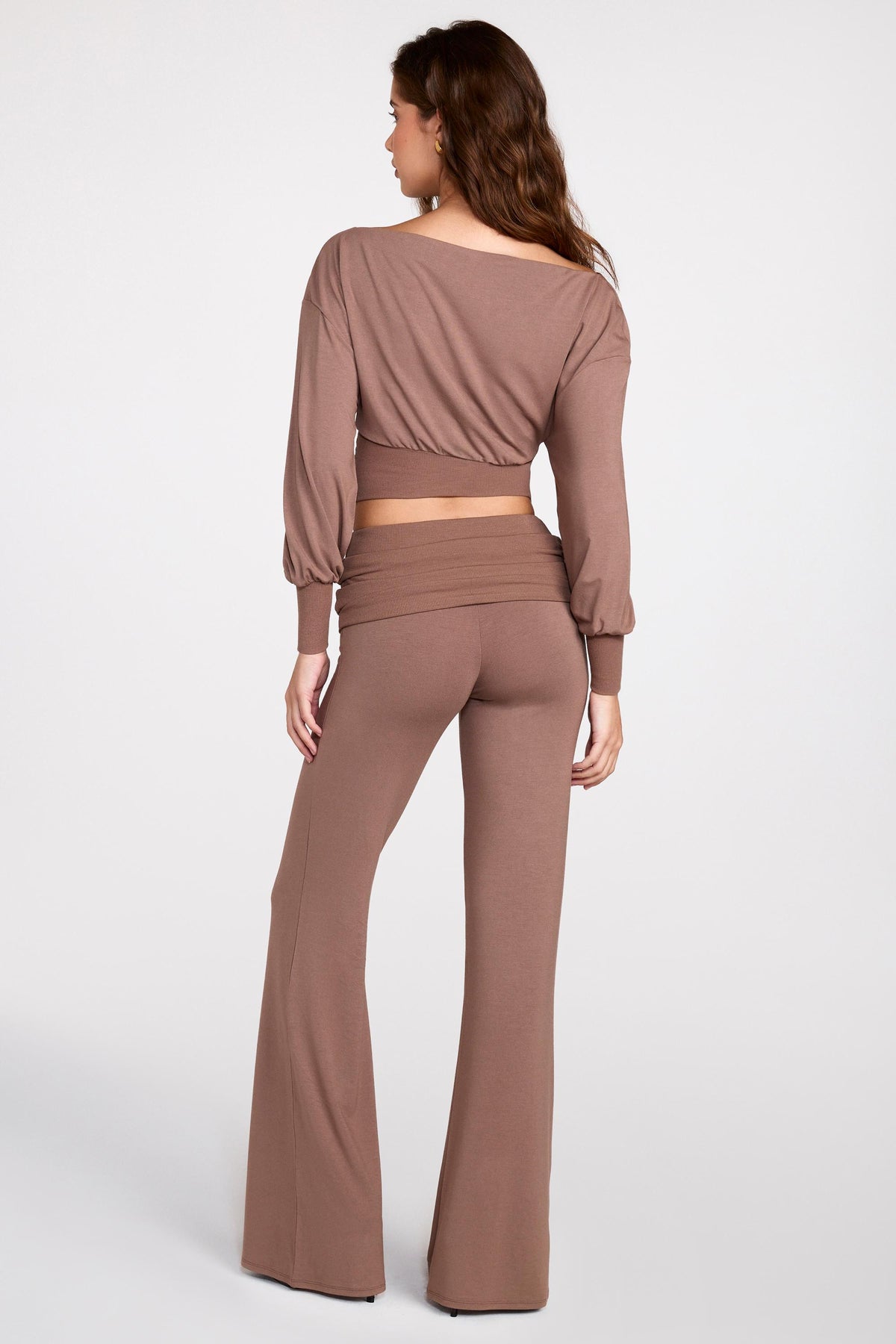 ⁣⁢Modal Low-Rise Hose mit geradem Bein in Mocha⁤⁣