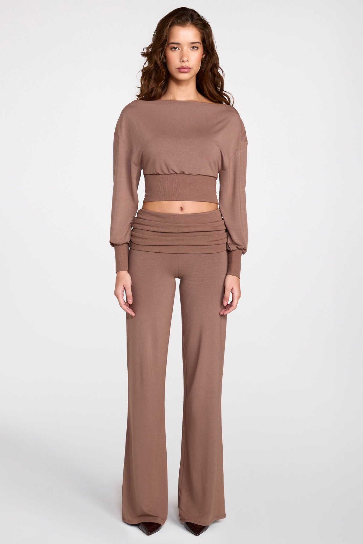 ⁣⁢Modal Low-Rise Hose mit geradem Bein in Mocha⁤⁣