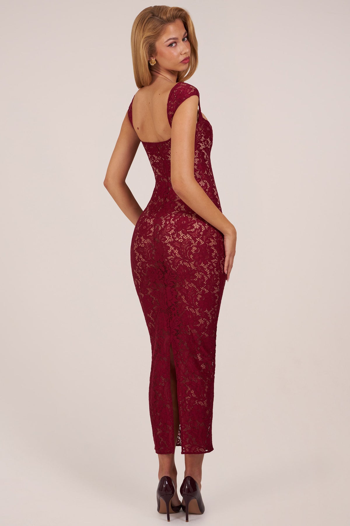⁣⁢Maxikleid mit Herzausschnitt in Wine⁤⁣