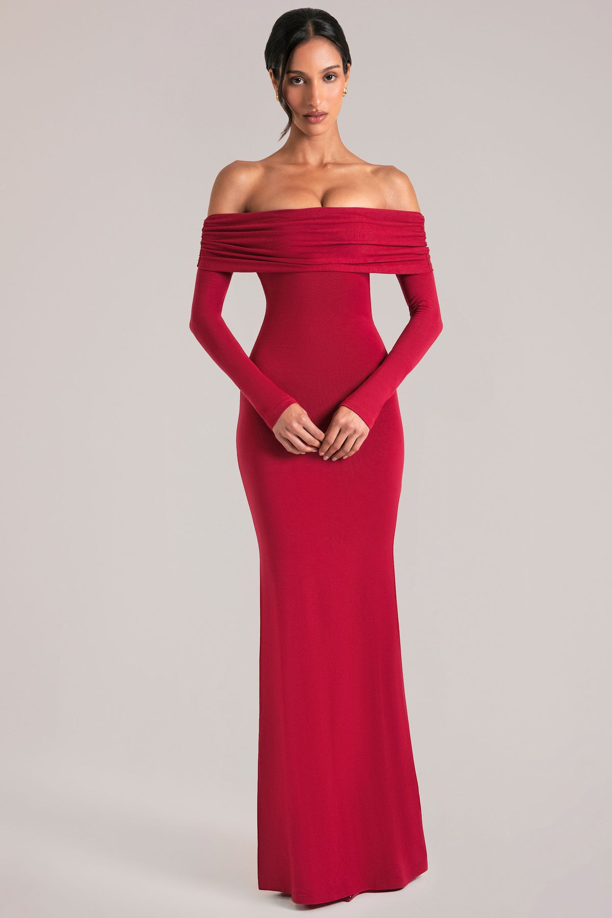 ⁣⁢Off-Shoulder-Langarm-Maxikleid in Kirschrot⁤⁣