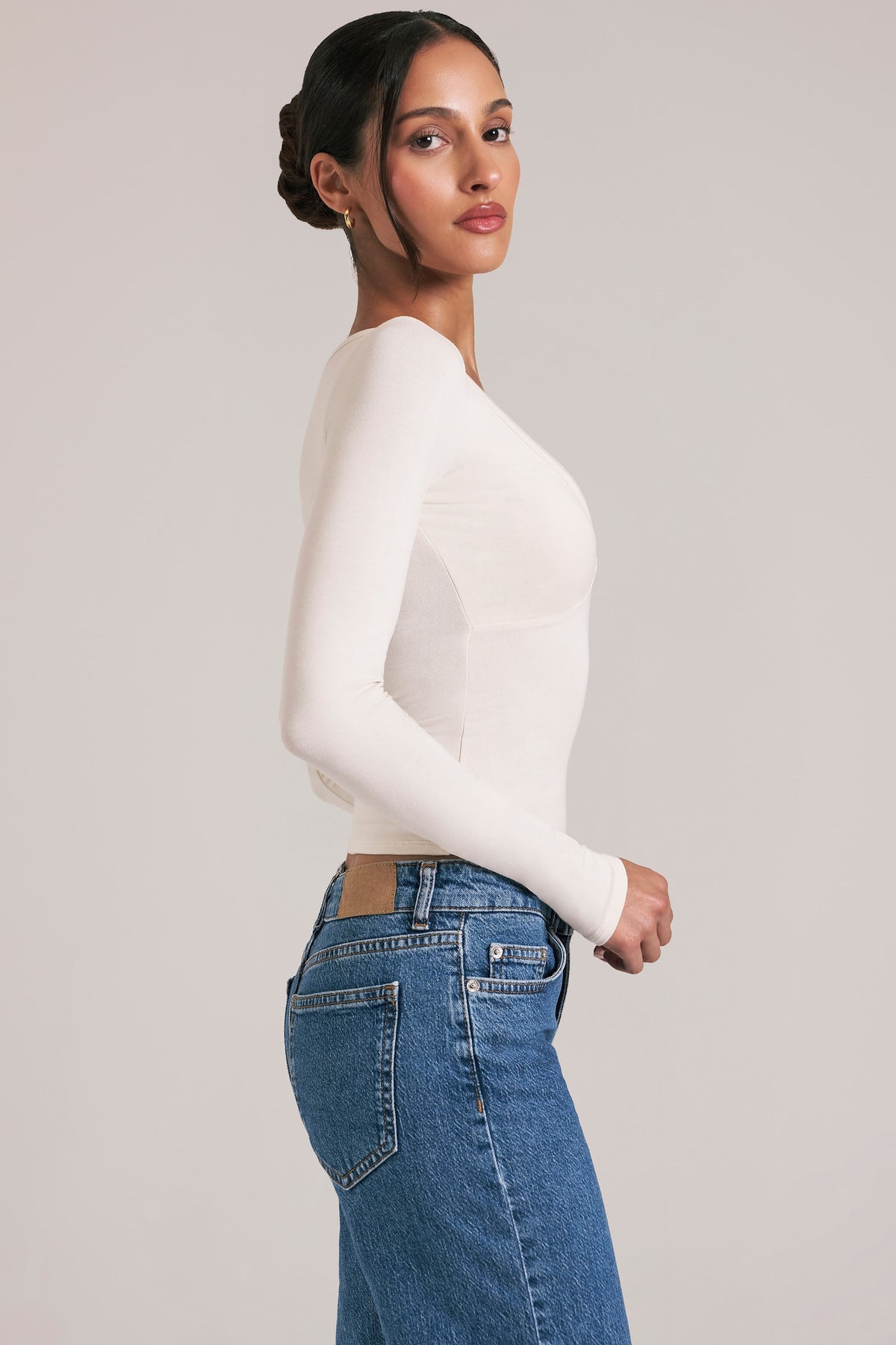 ⁣⁢V-Ausschnitt Langarmshirt in Vanilla⁤⁣