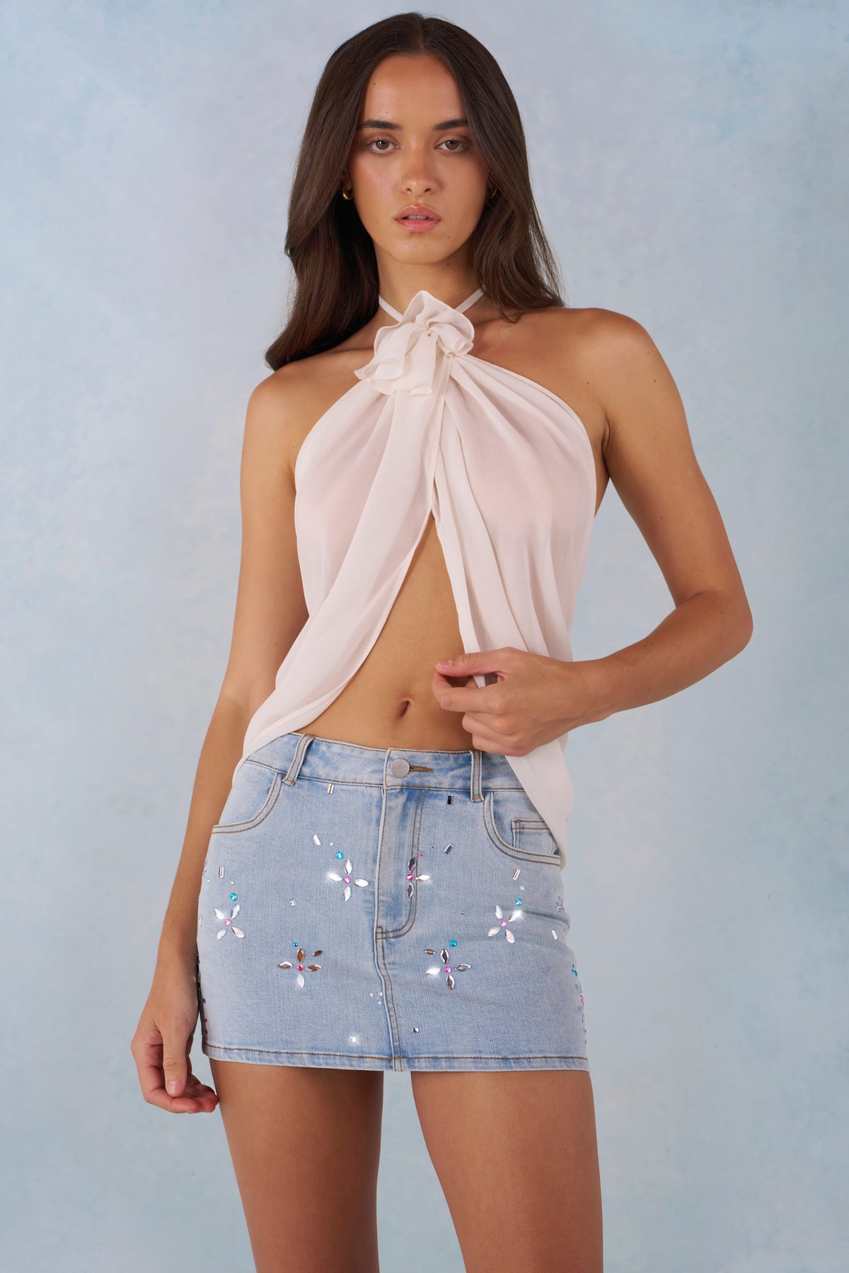⁣⁢Vorne offenes Neckholder-Top in Elfenbein⁤⁣