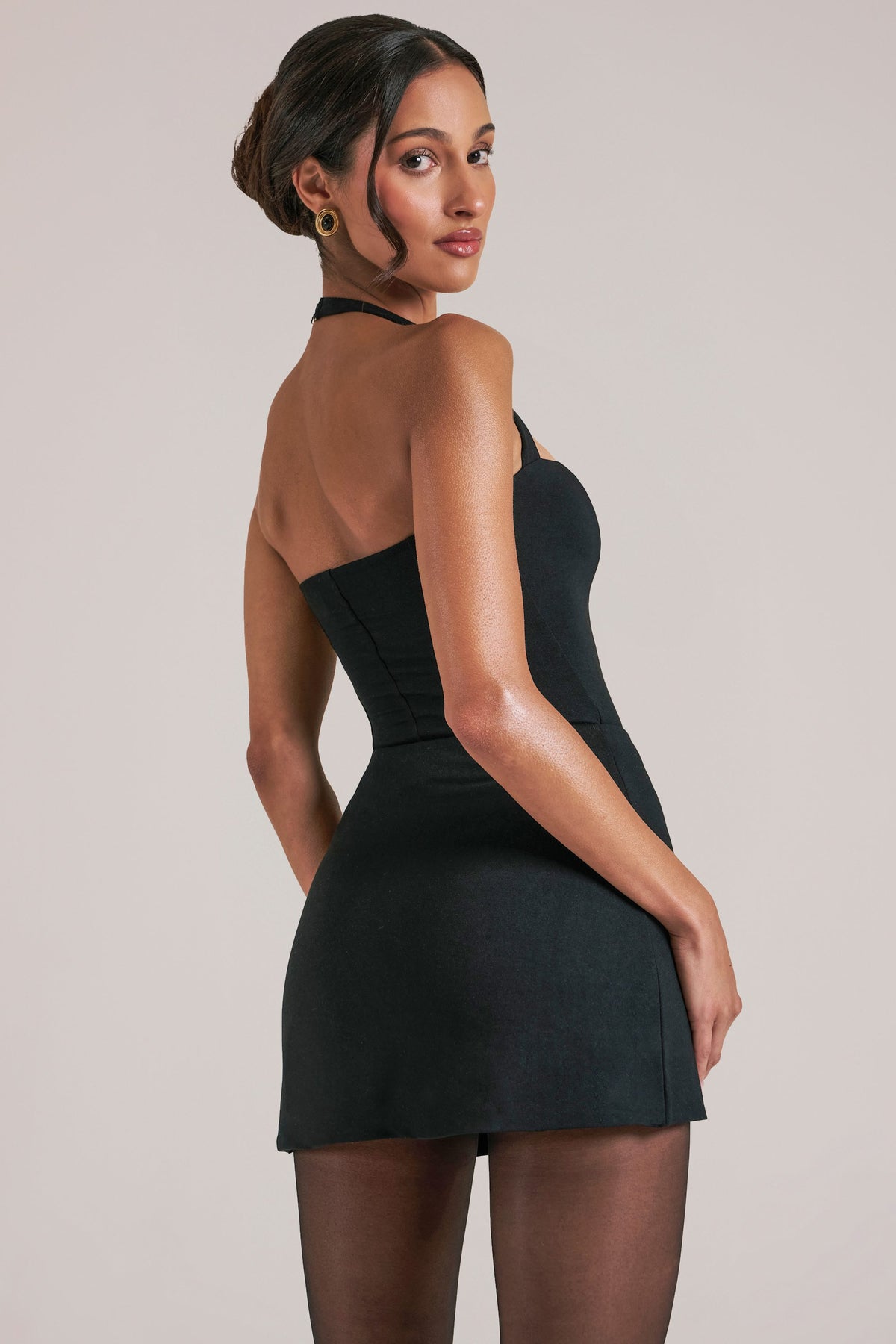 ⁣⁢Longline-Neckholder-Top in Schwarz⁤⁣