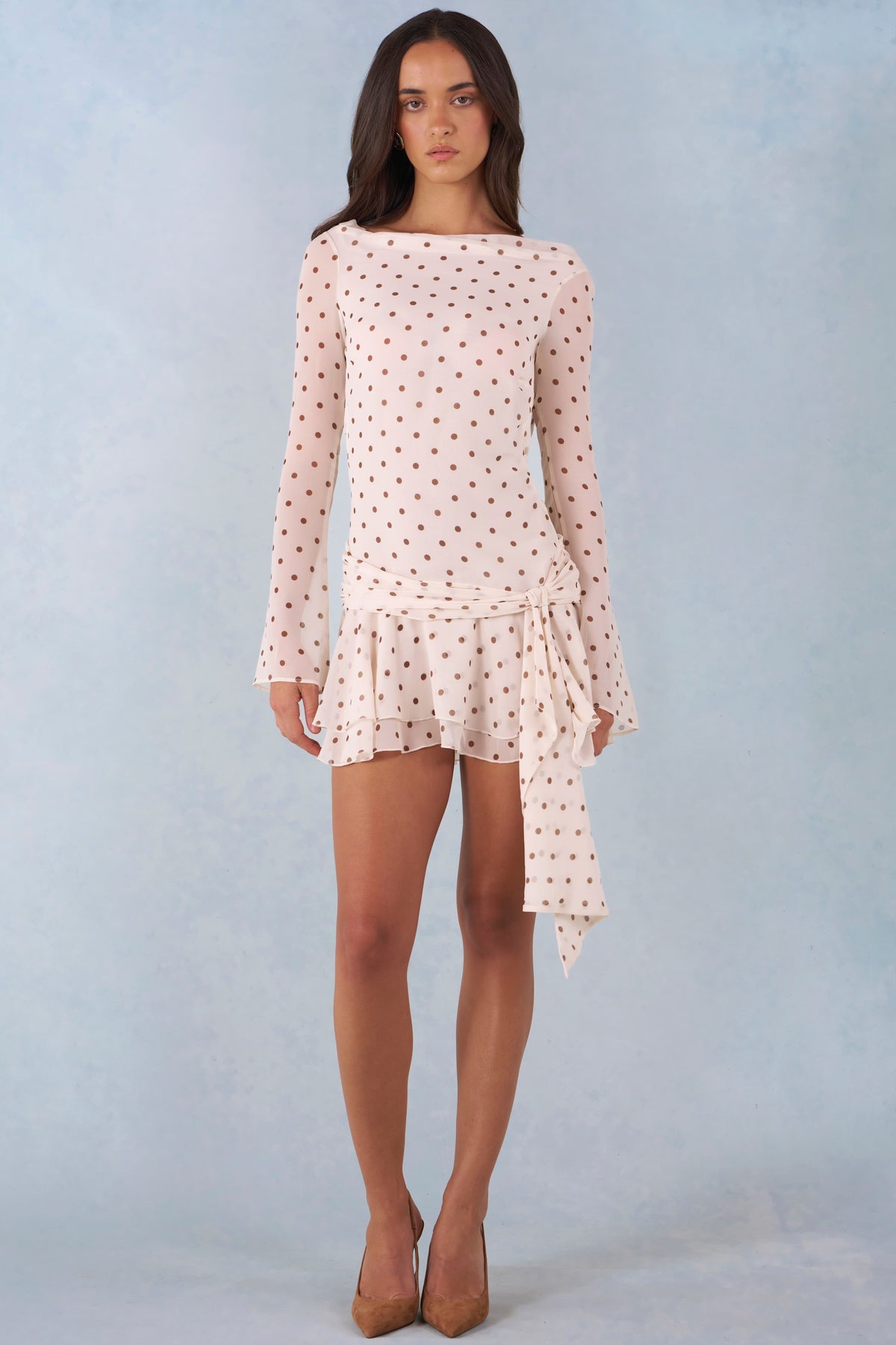⁣⁢Langärmliges Minikleid mit Rückenausschnitt in Ivory Polka Dot Print⁤⁣