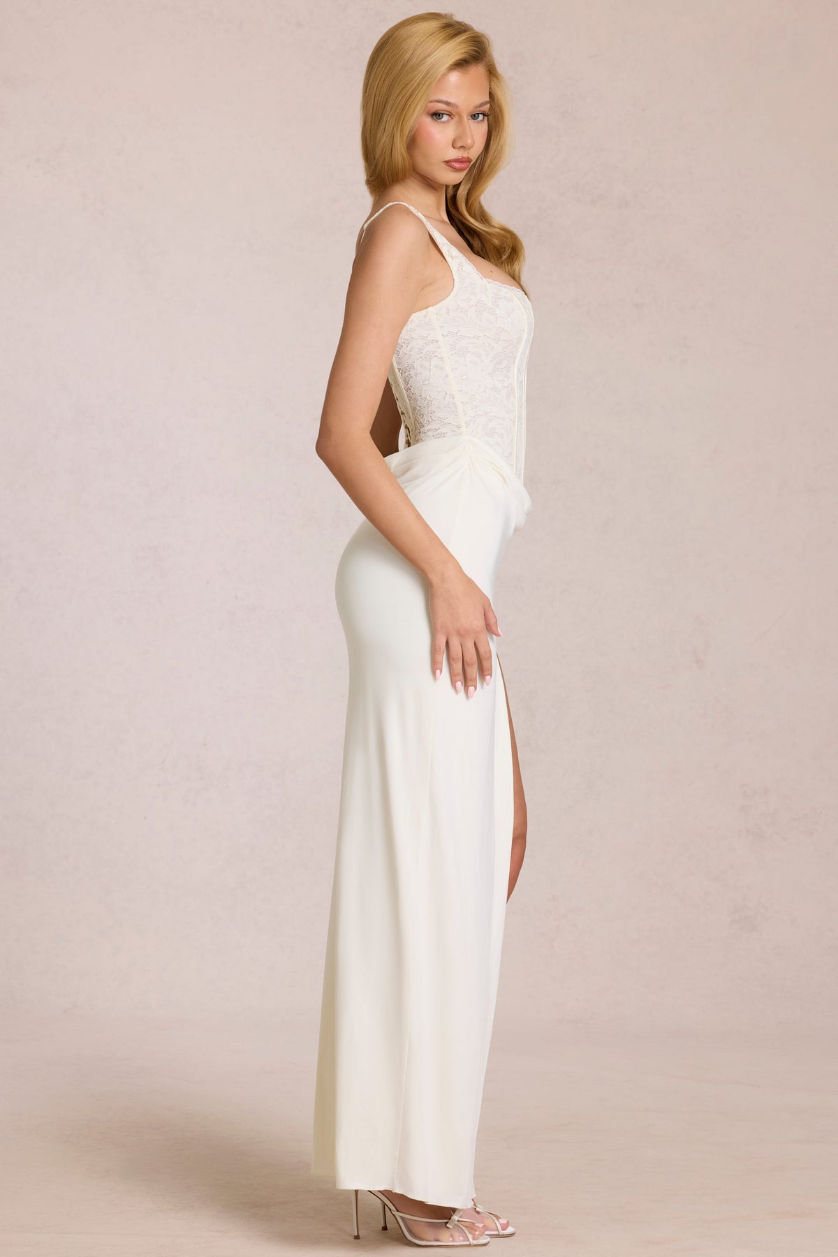 ⁣⁢Spitzen-Korsett-Maxikleid in Perlweiß⁤⁣