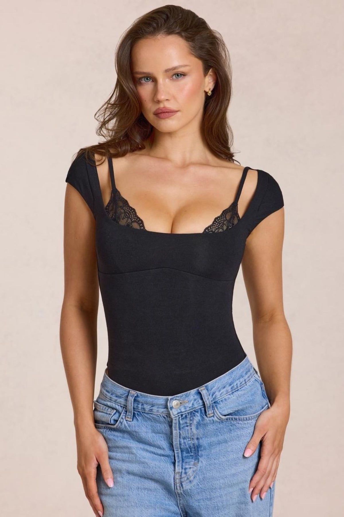 ⁣⁢Modal-Body in Schwarz⁤⁣ - 1