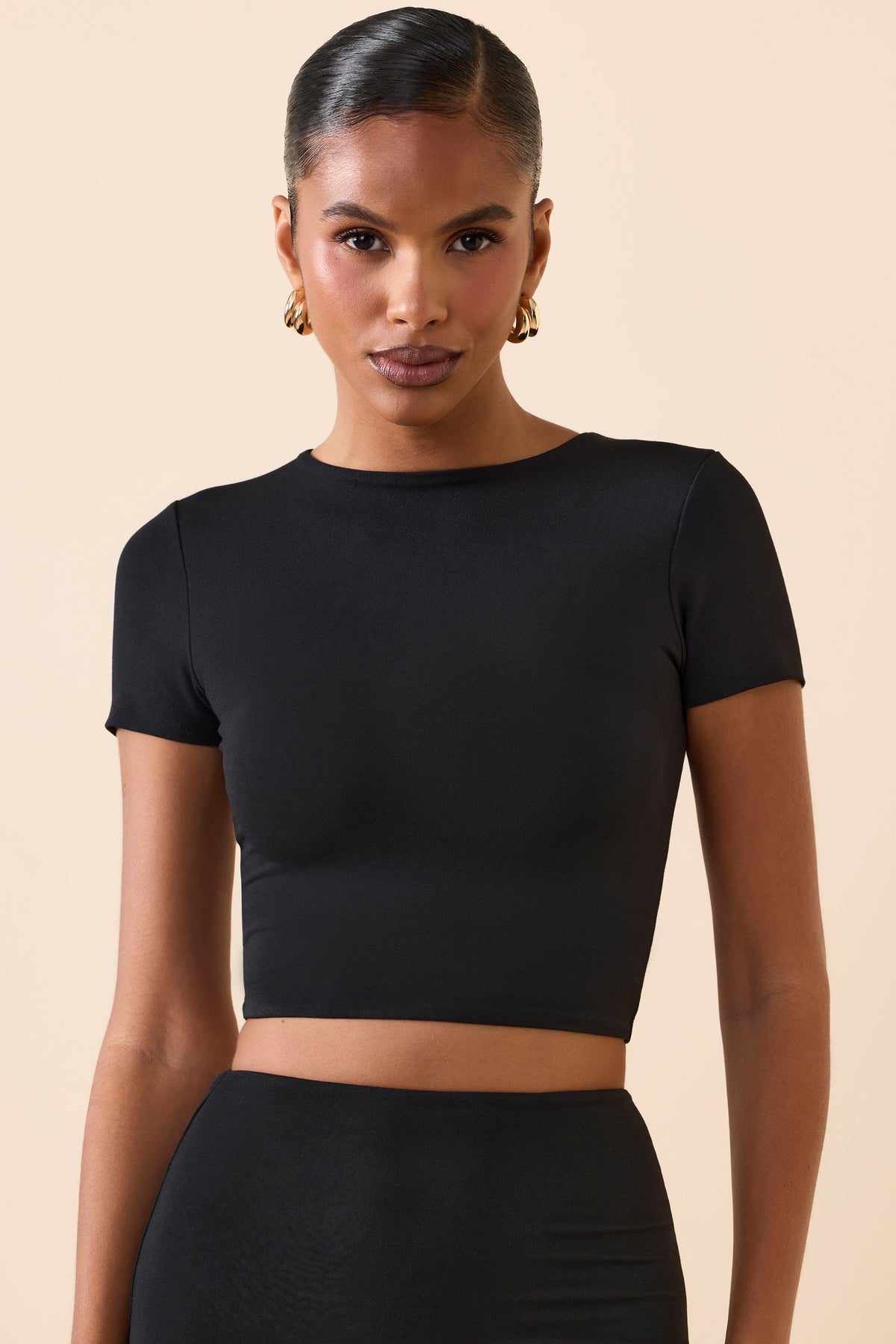 ⁣⁢Cropped-Oberteil mit Flügelärmeln in Black⁤⁣ - 1