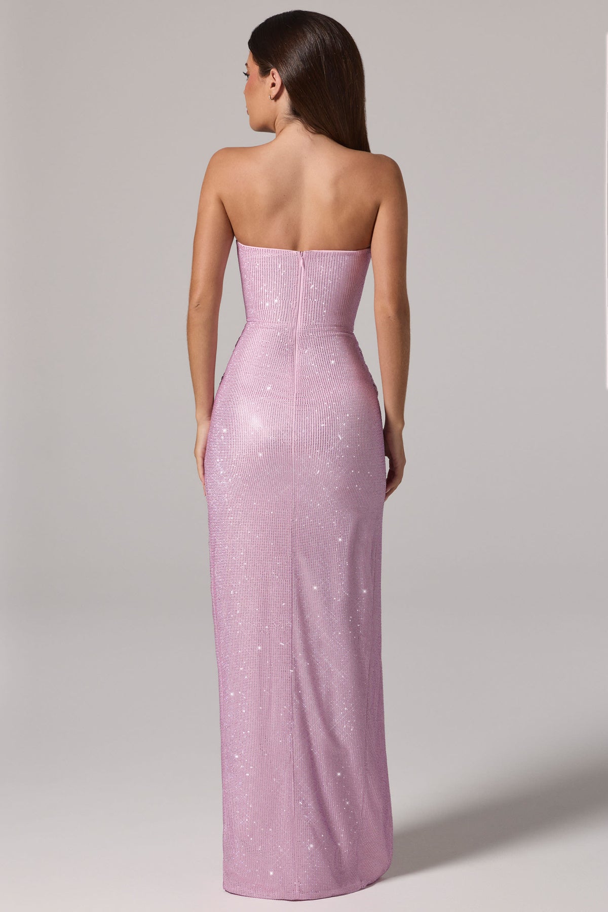 ⁣⁢Maxikleid mit Bandeau-Wasserfallausschnitt und Taillenverzierung in Lavendel⁤⁣