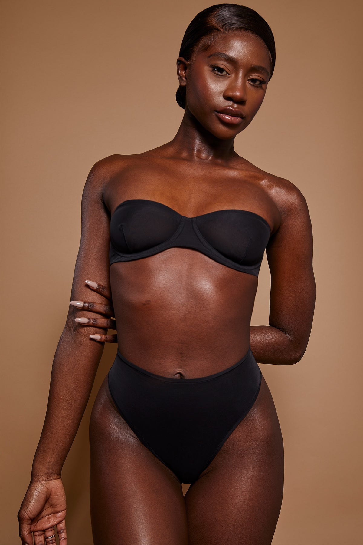 ⁣⁢High-Waist-Slip aus weichem Mesh in Schwarz⁤⁣