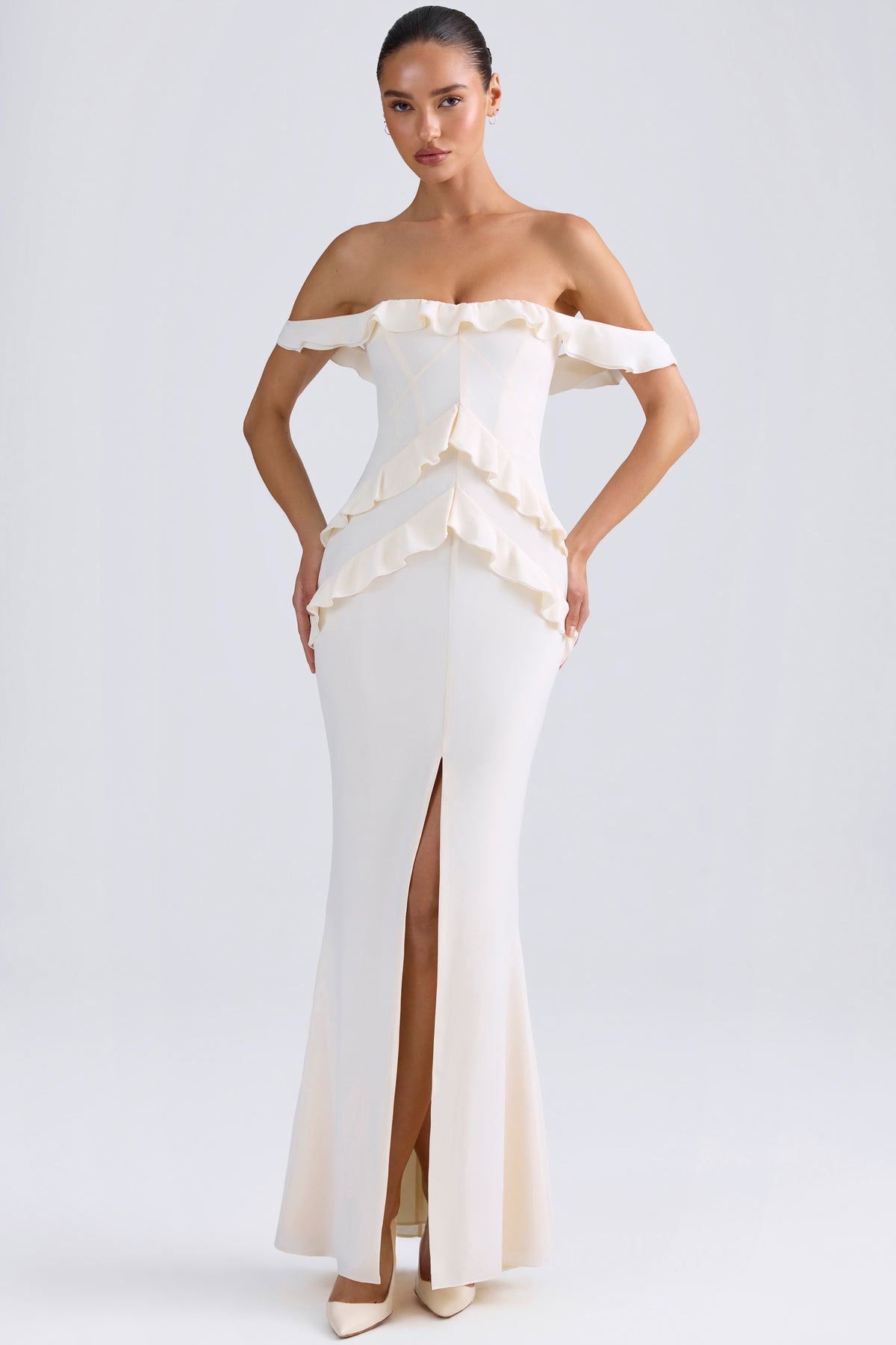 ⁣⁢Off-Shoulder-Abendkleid mit Rüschenbesatz in Elfenbein⁤⁣