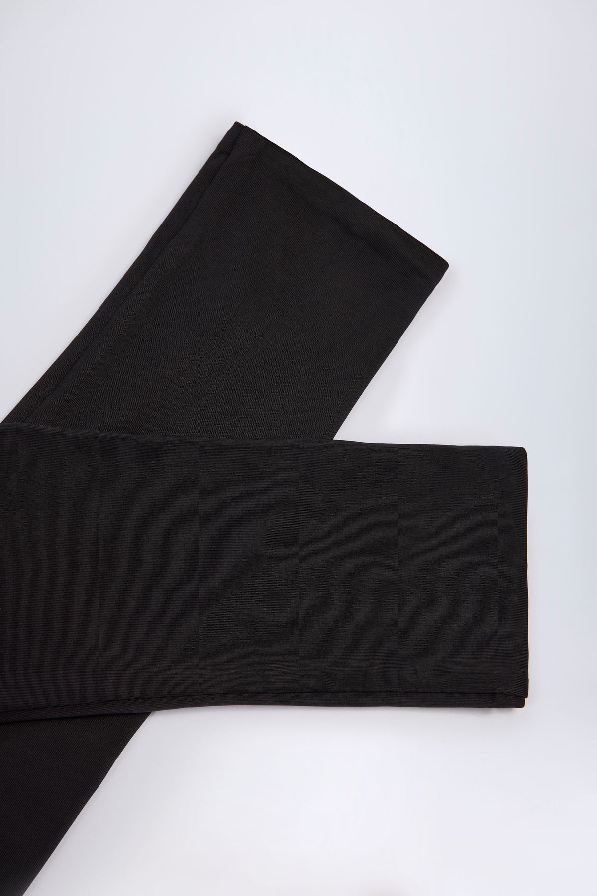 ⁣⁢Hochgeschlossener, langärmliger Overall in Schwarz⁤⁣