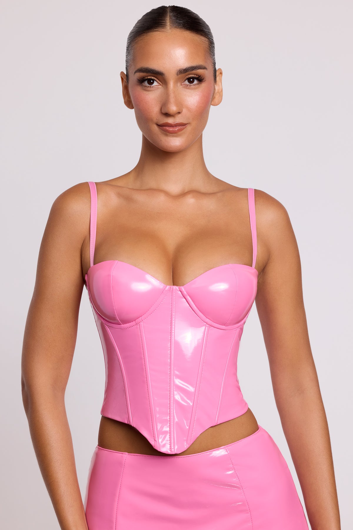 ⁣⁢Vinyl-Korsett-Crop-Top mit Bügel in Pink⁤⁣
