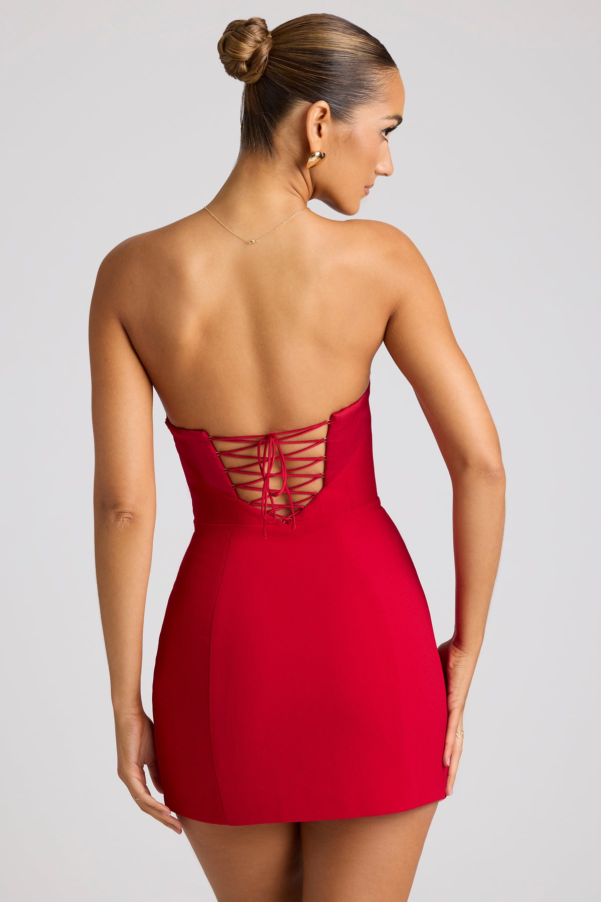 ⁣⁢Trägerloses A-Linien-Minikleid in Feuerrot⁤⁣