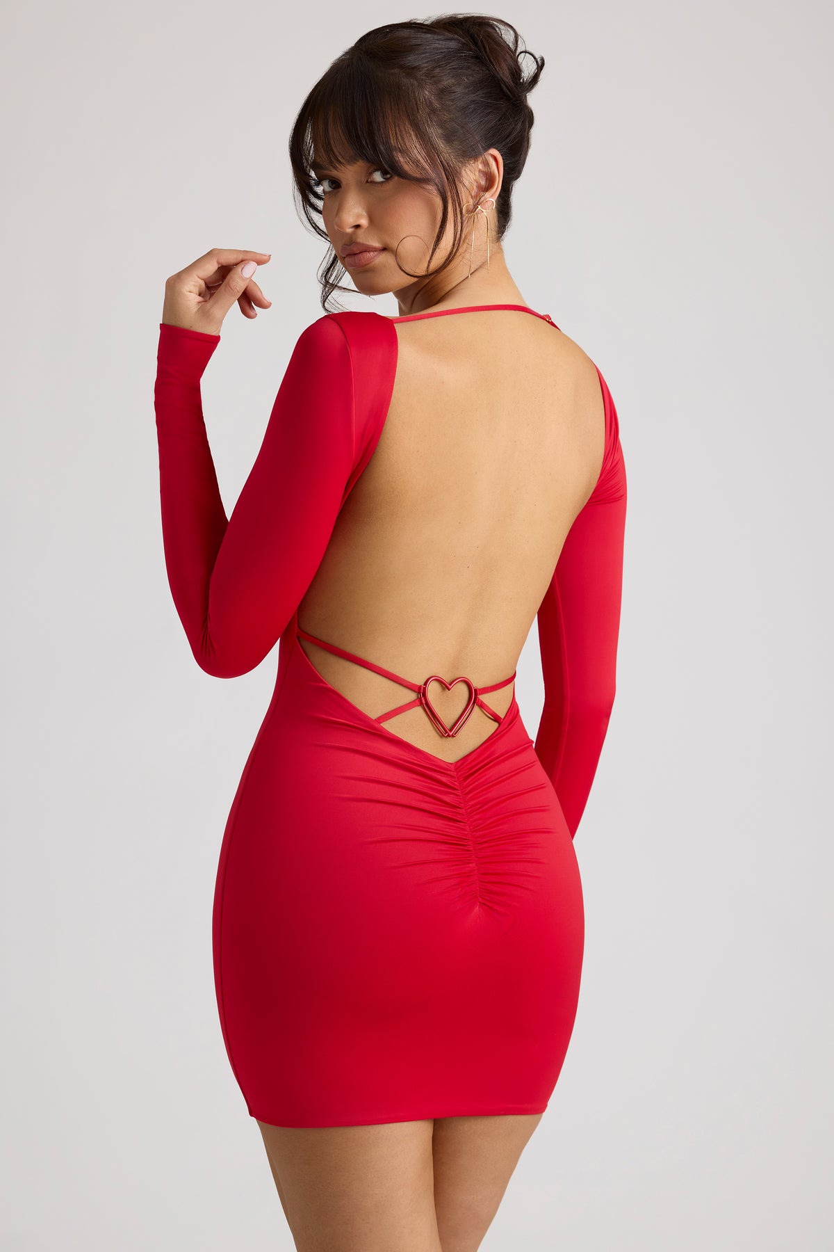 ⁣⁢Langarm-Minikleid mit Herzausschnitt in Feuerrot⁤⁣