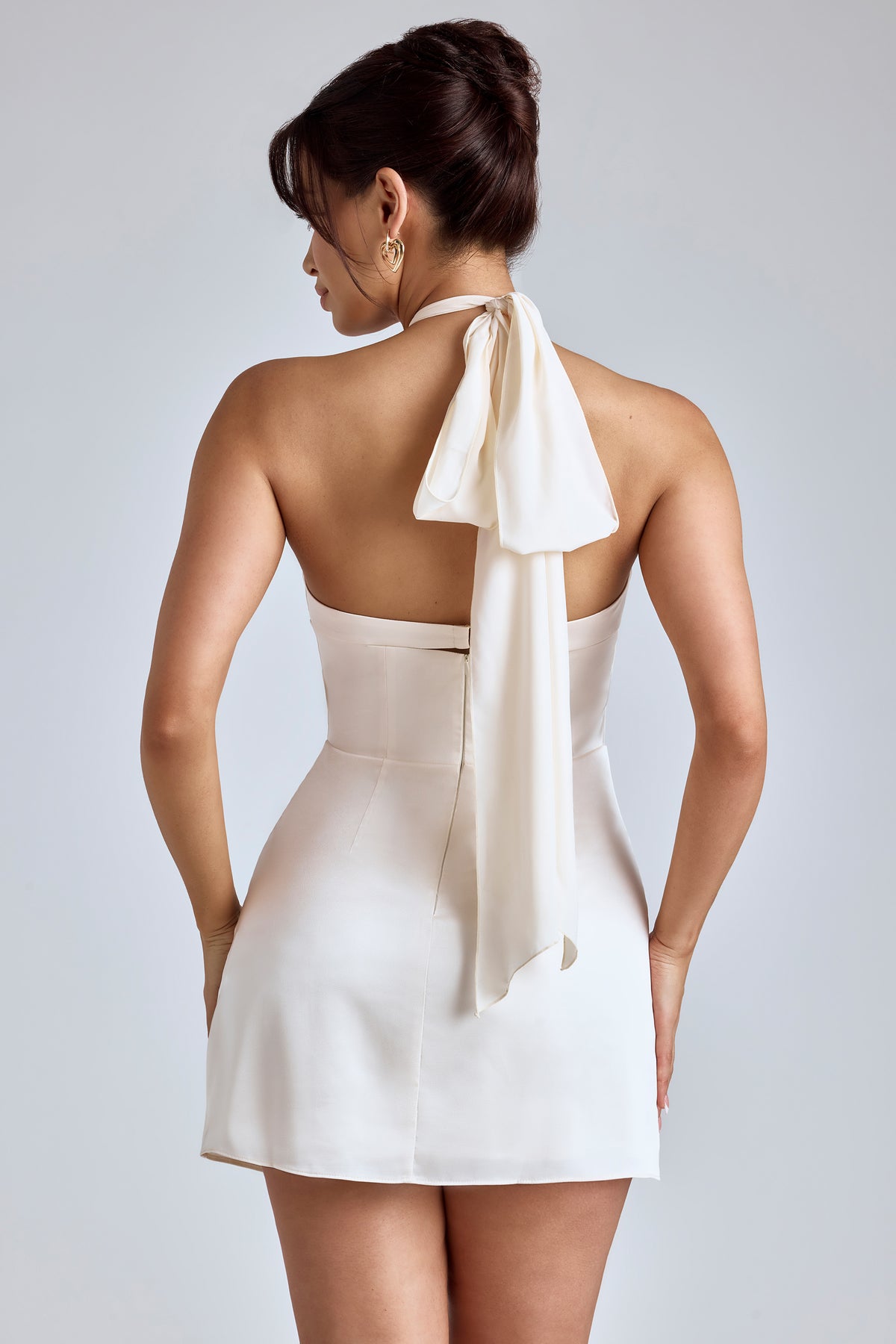 ⁣⁢A-Linien-Minikleid mit Kreuz-Neck in Ivory⁤⁣