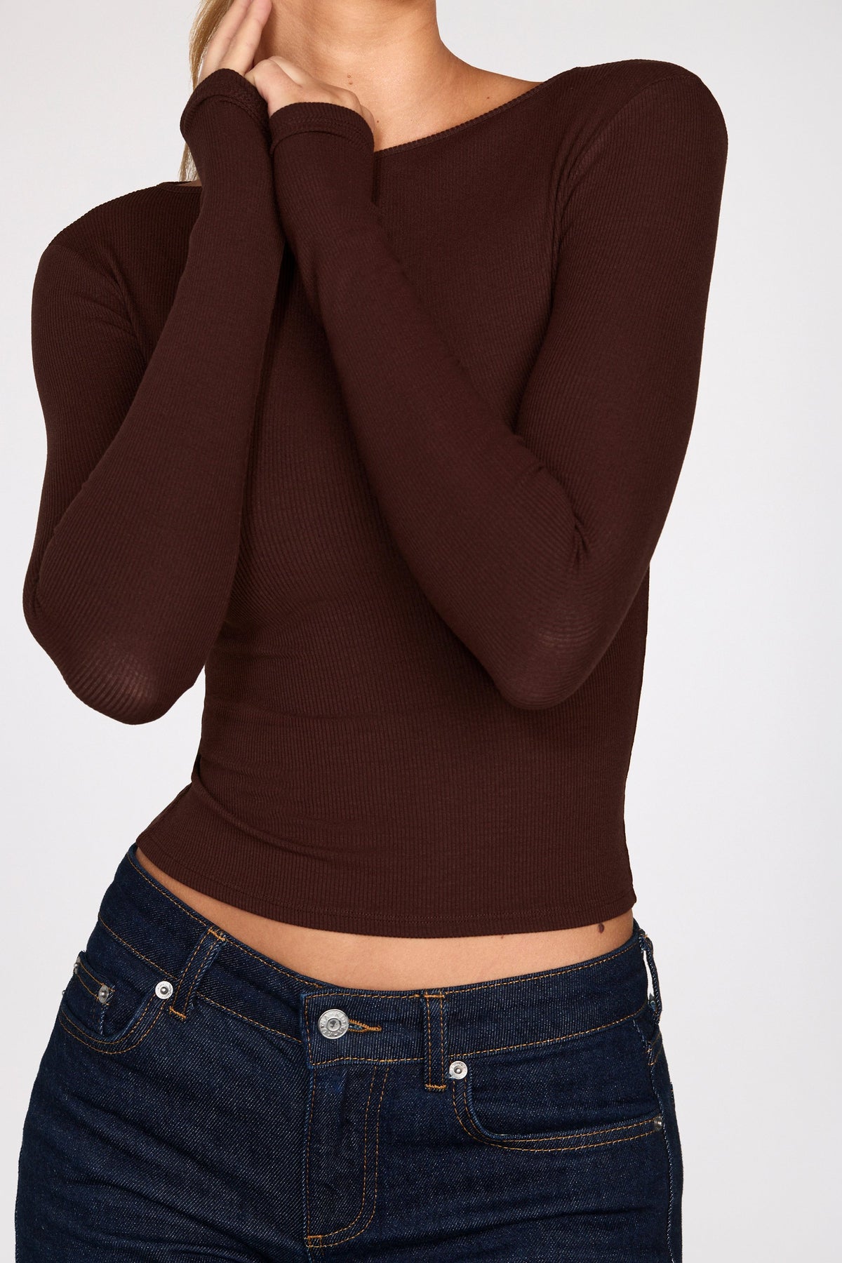 ⁣⁢Geräfftes Langarmshirt aus Ripp-Modal in Schokoladenbraun⁤⁣ - 2