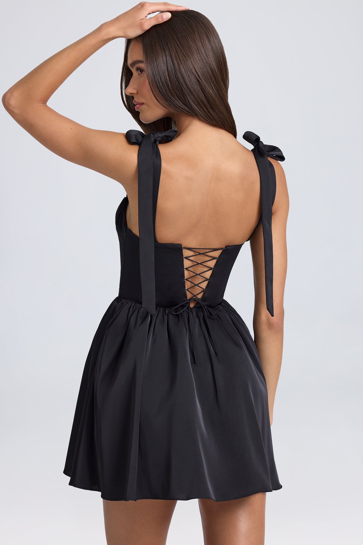 ⁣⁢Drapierte Korsett-Minikleid in Schwarz⁤⁣